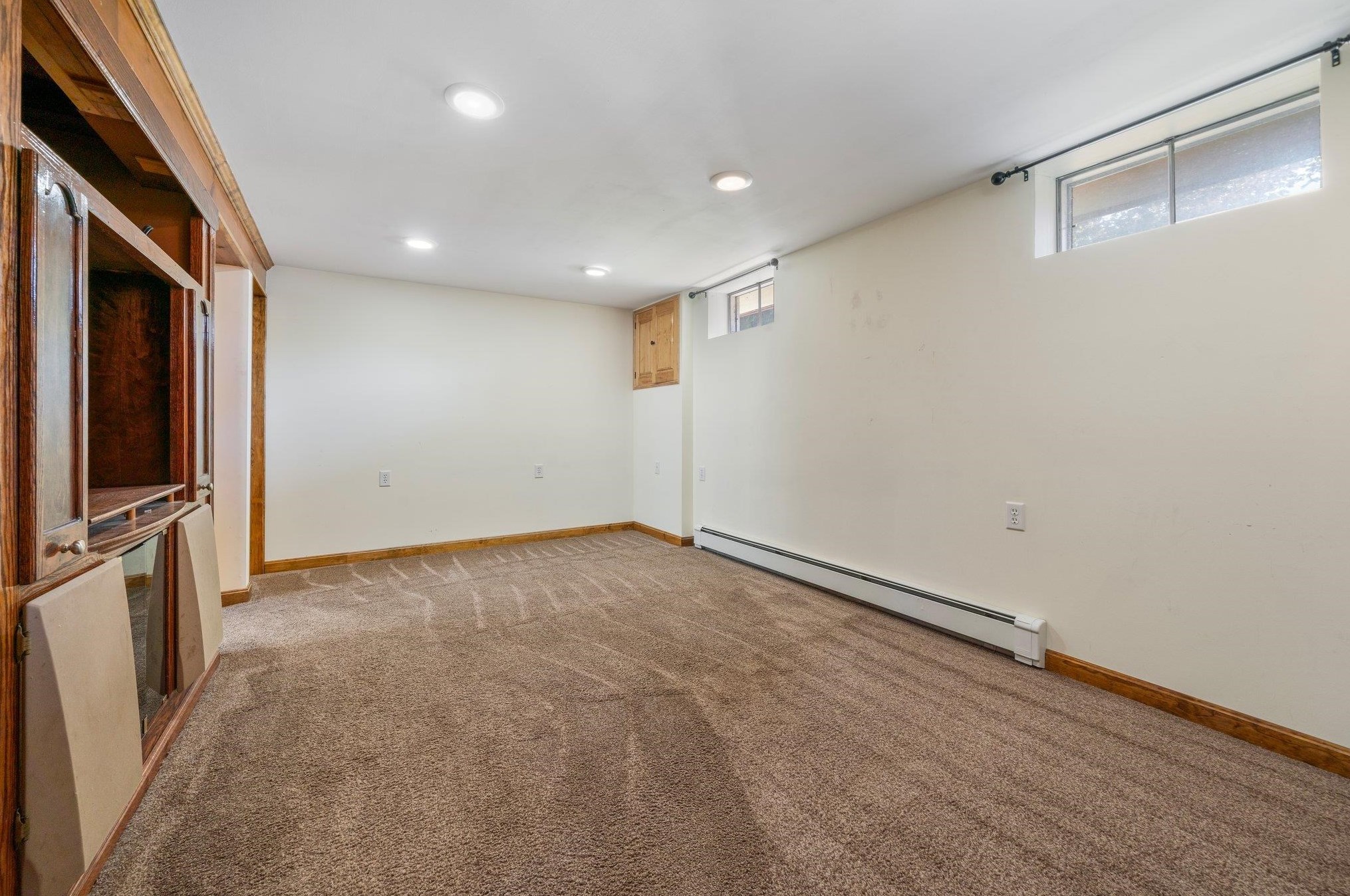 12 Bambi Trl, Merrimack NH  03054-2963 exterior