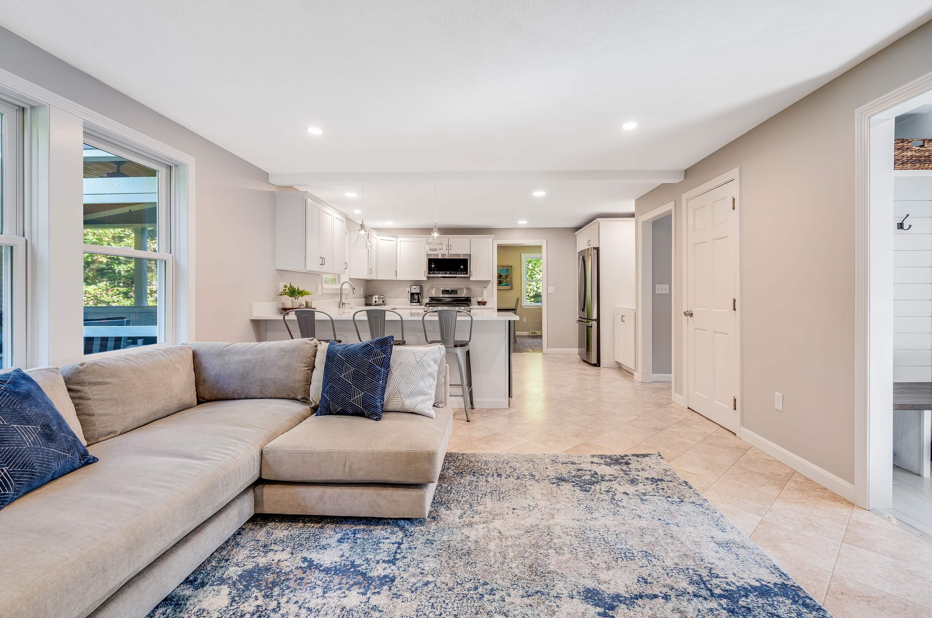 20 French Ct, Merrimack NH 03054-2400 exterior