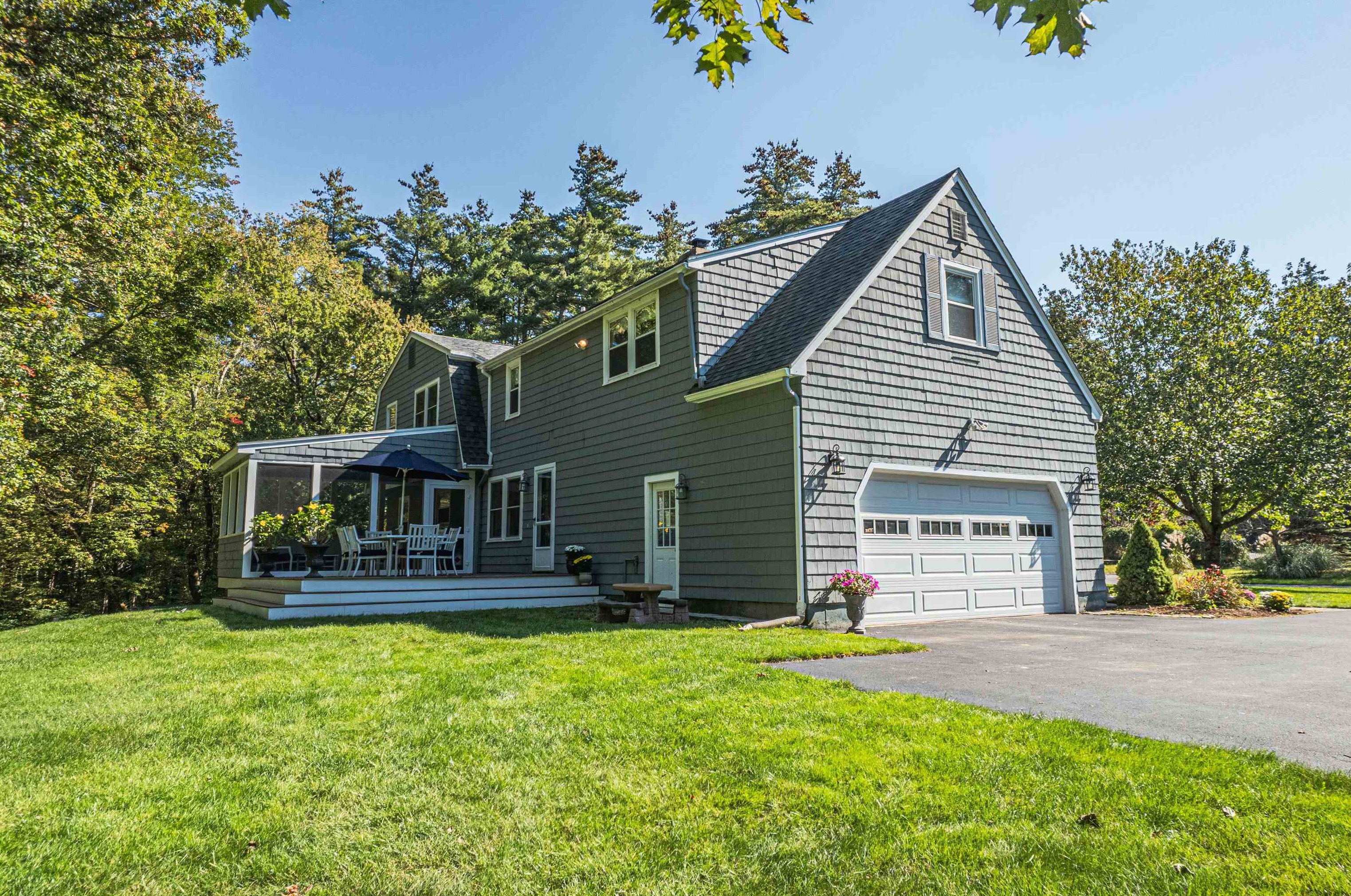 20 French Ct, Merrimack NH 03054-2400 exterior