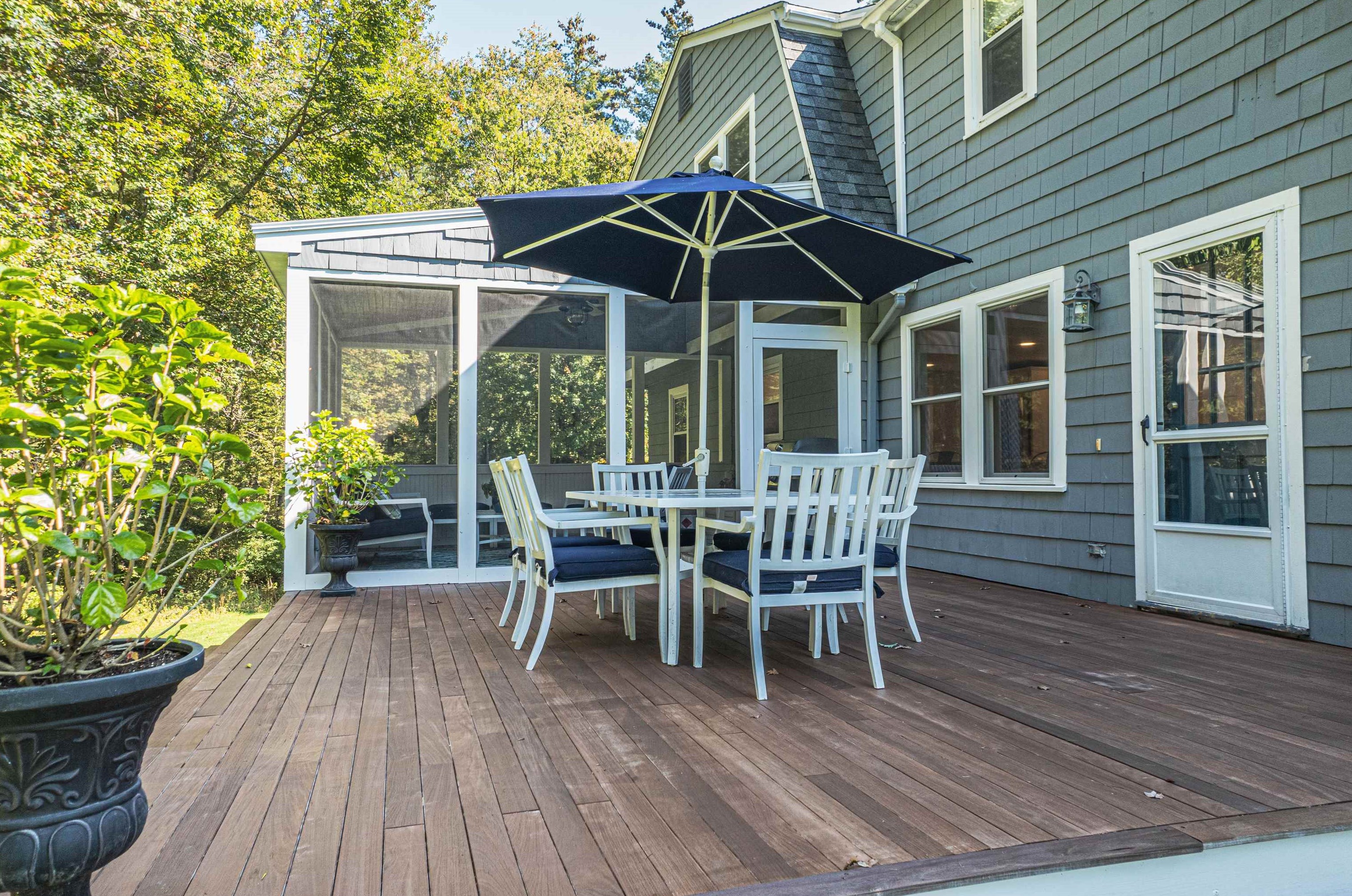 20 French Ct, Merrimack NH 03054-2400 exterior