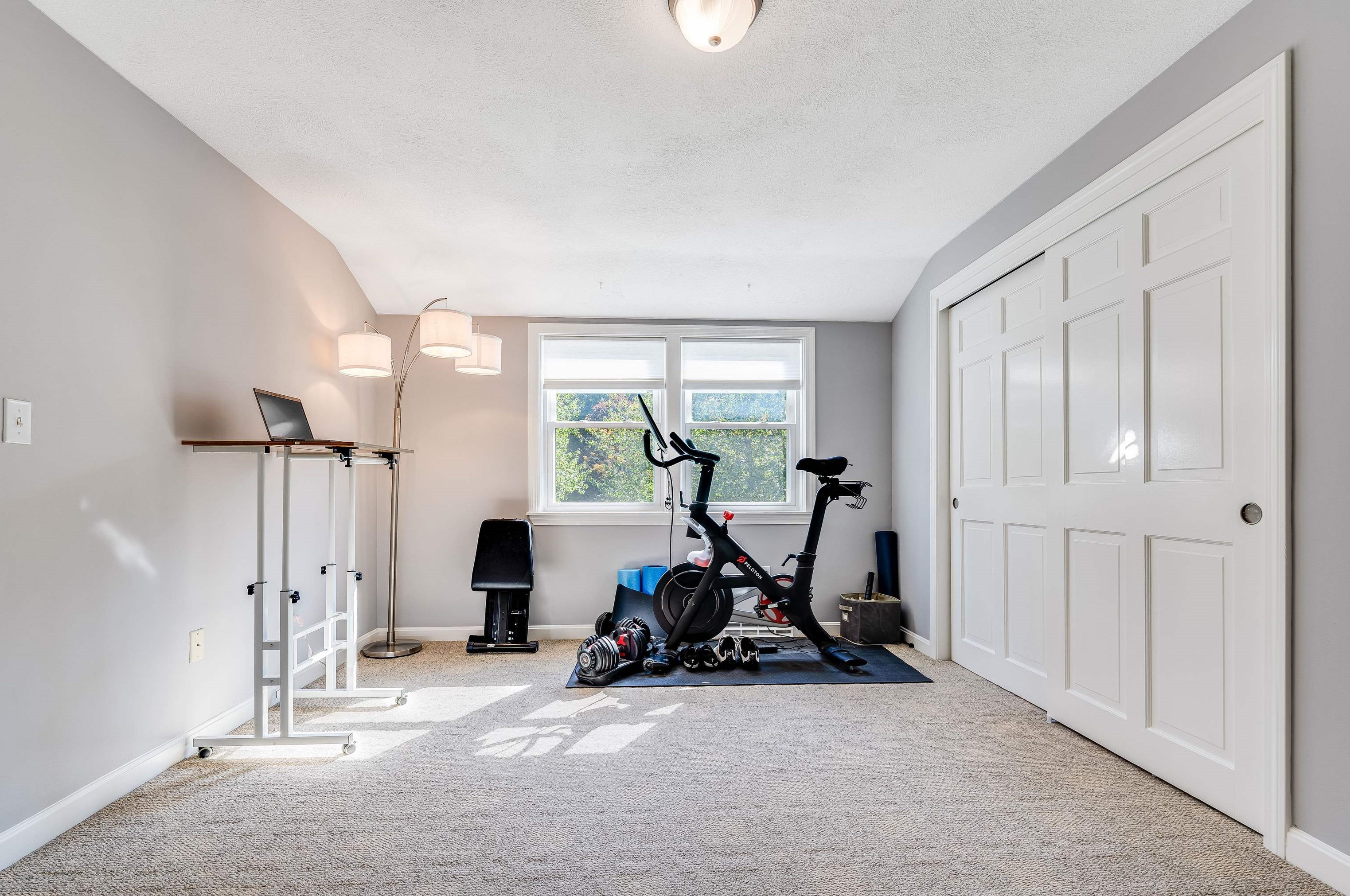 20 French Ct, Merrimack NH 03054-2400 exterior