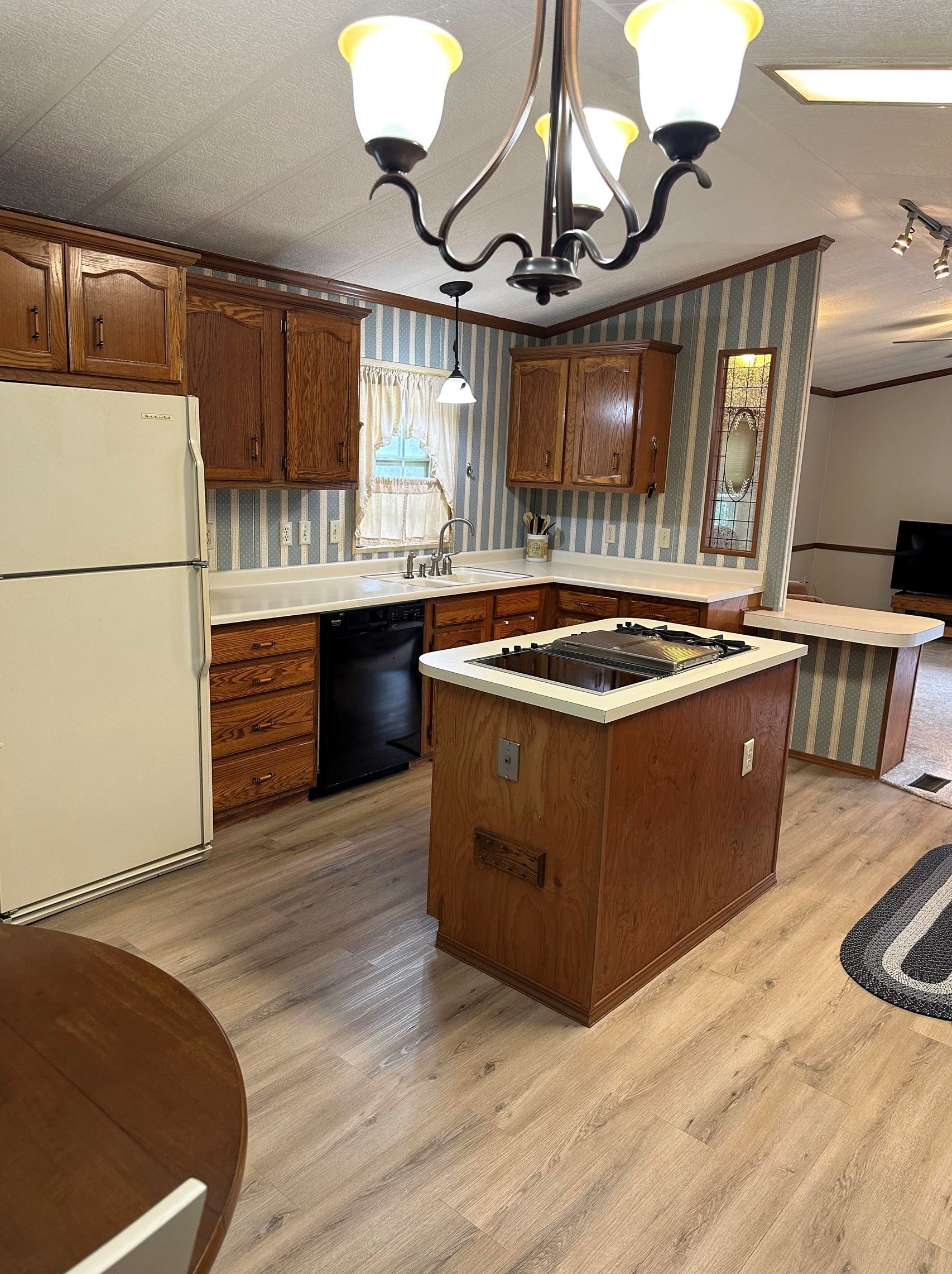 40 Gooseberry Cir, Rochester NH  03867-5267 exterior