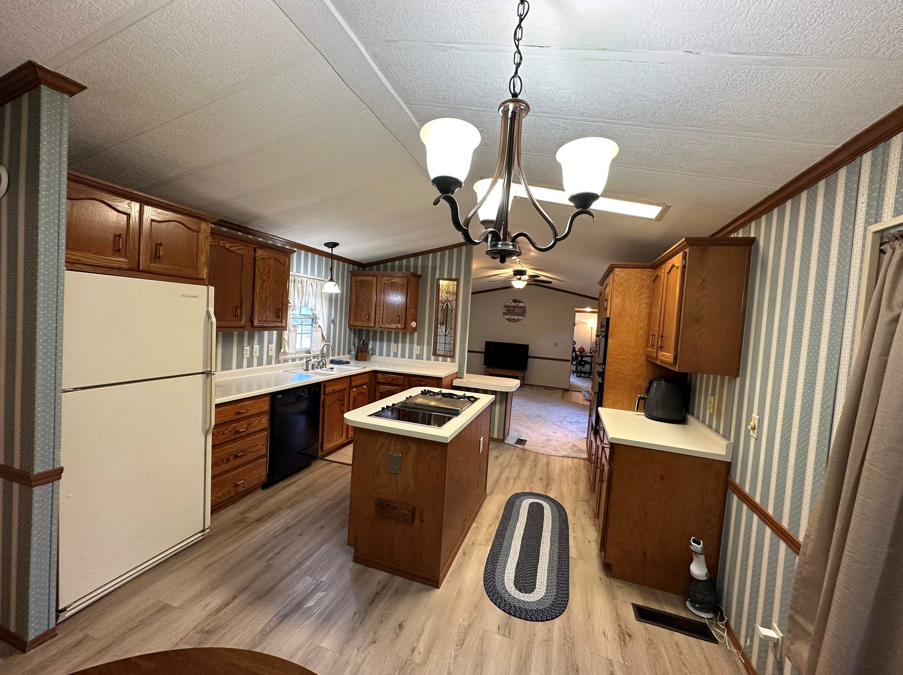 40 Gooseberry Cir, Rochester NH  03867-5267 exterior