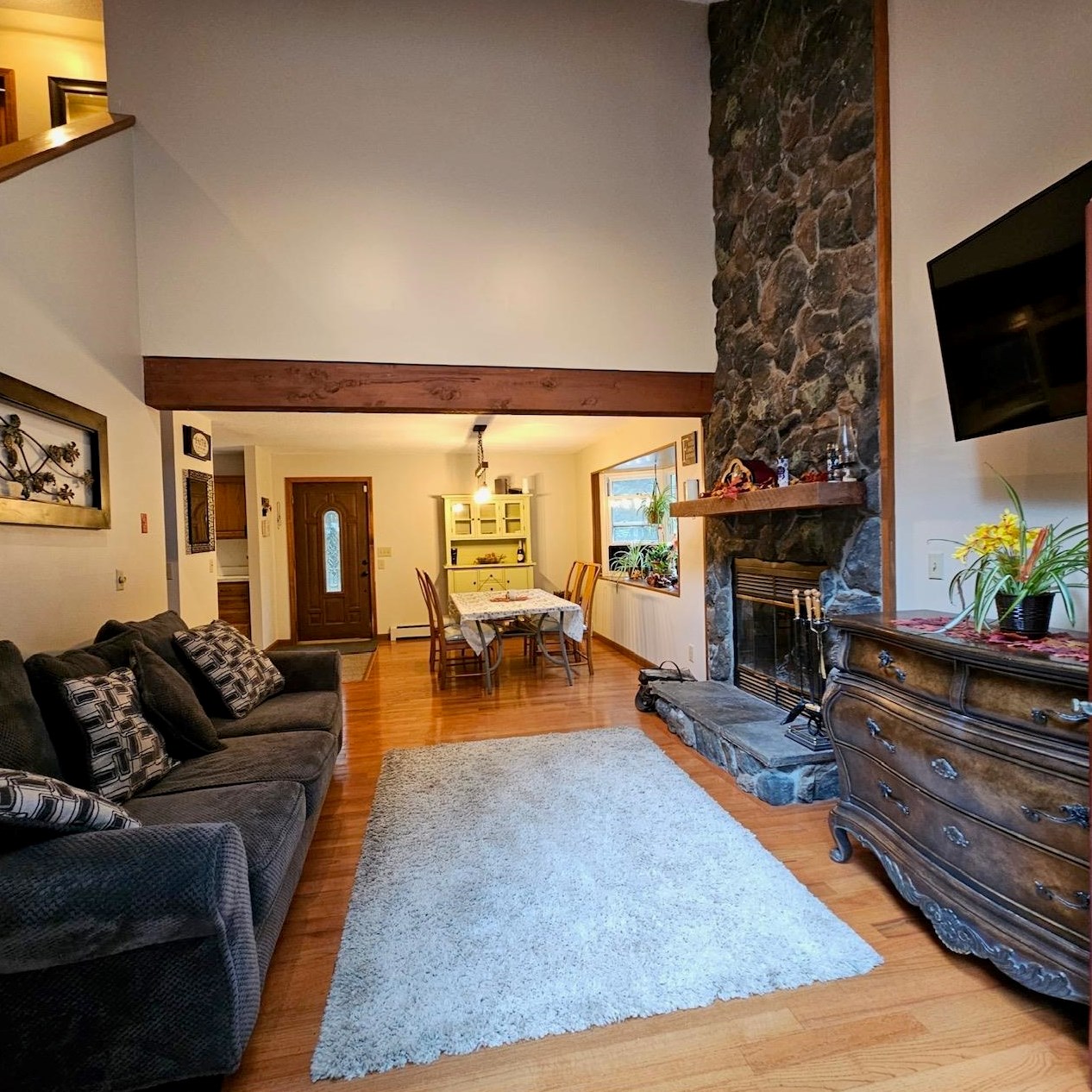 103 Harriman Hill Rd, Raymond, NH 03077