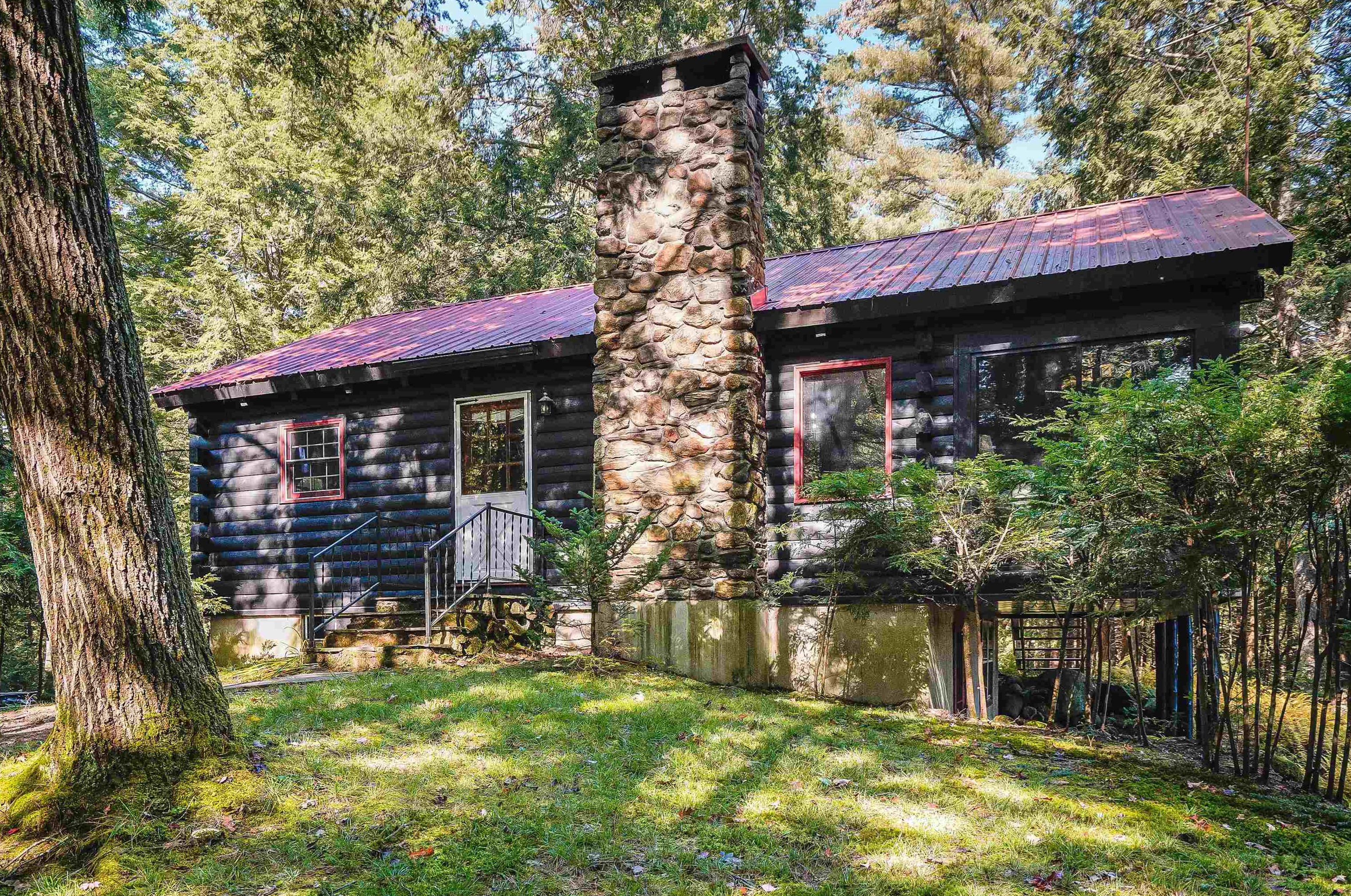 619 Royalston Rd, Fitzwilliam, NH 03447