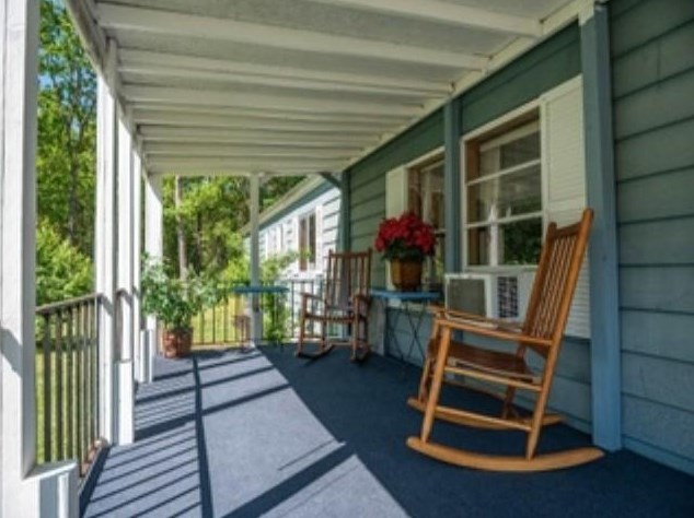 15 Desert Wind Ln, Rochester, NH 03867
