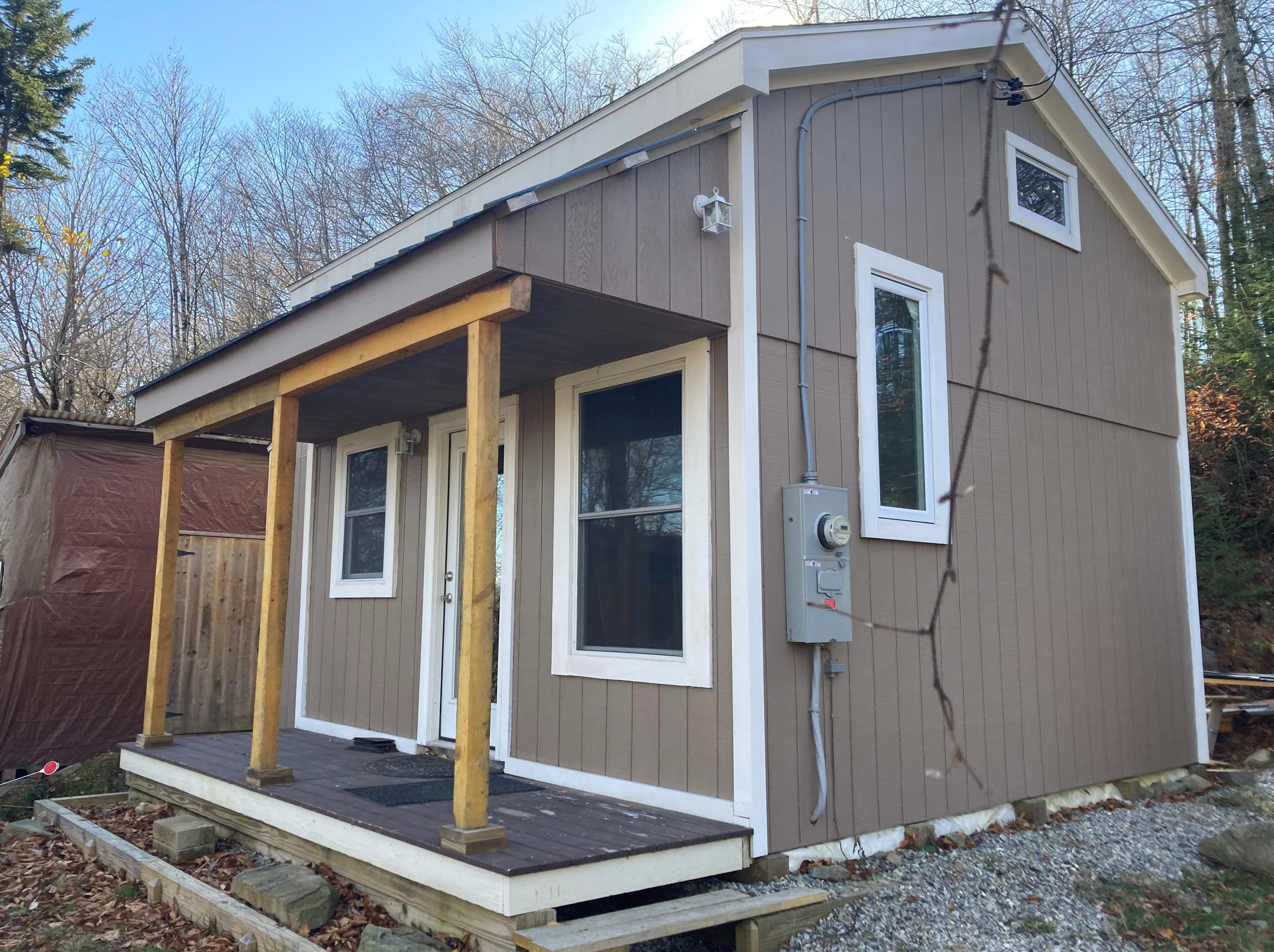 325 Kinsman Rd, Grafton, NH 03240