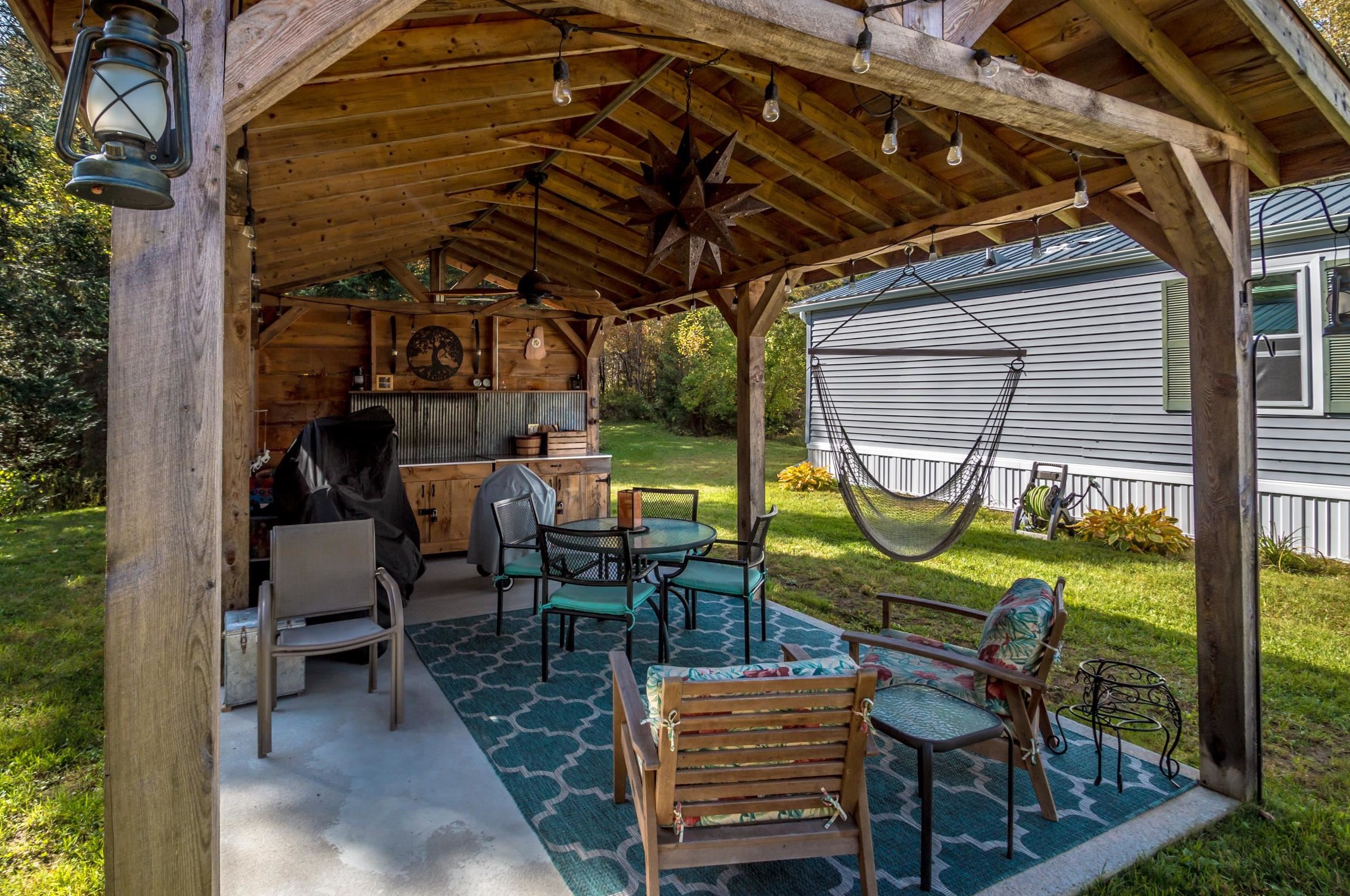 506 Harriman Rd, Carroll, NH 03598