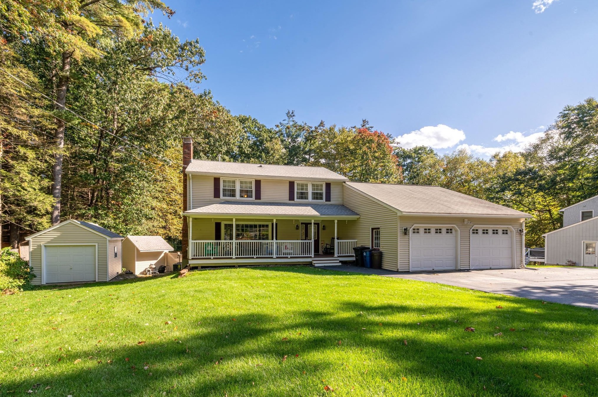 37 Lamson Dr, Merrimack, NH 03054-4523