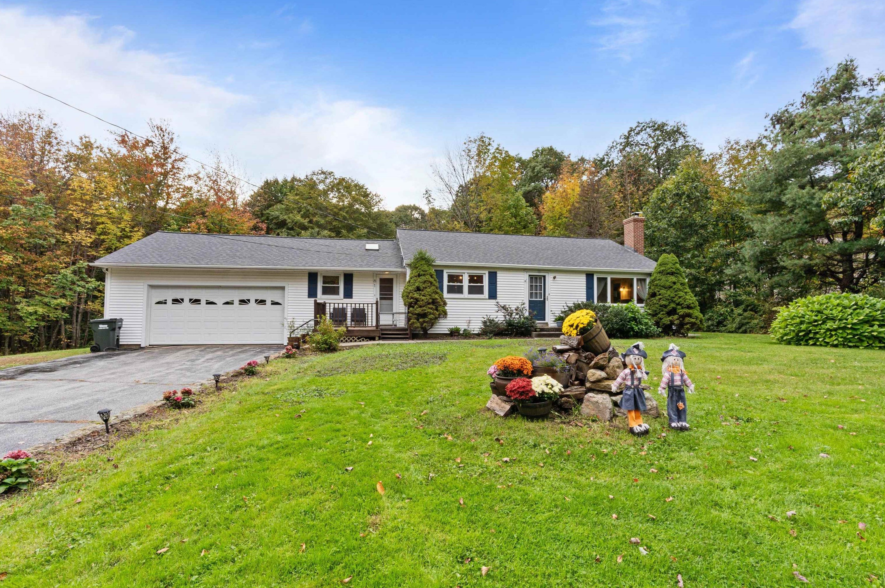 61 Ashby Rd, New Ipswich, NH 03071