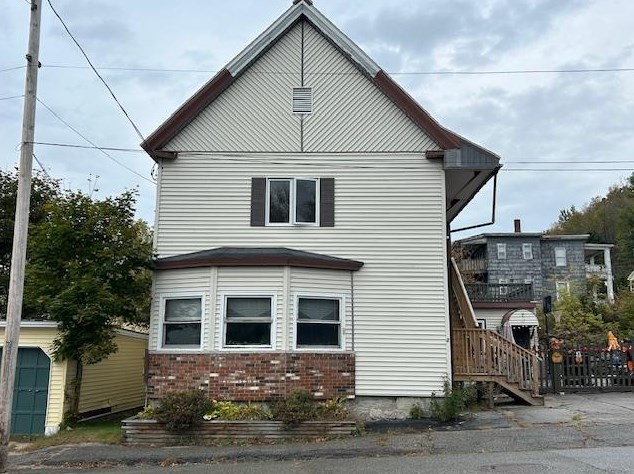 2 Noyes St, Berlin, NH 03570