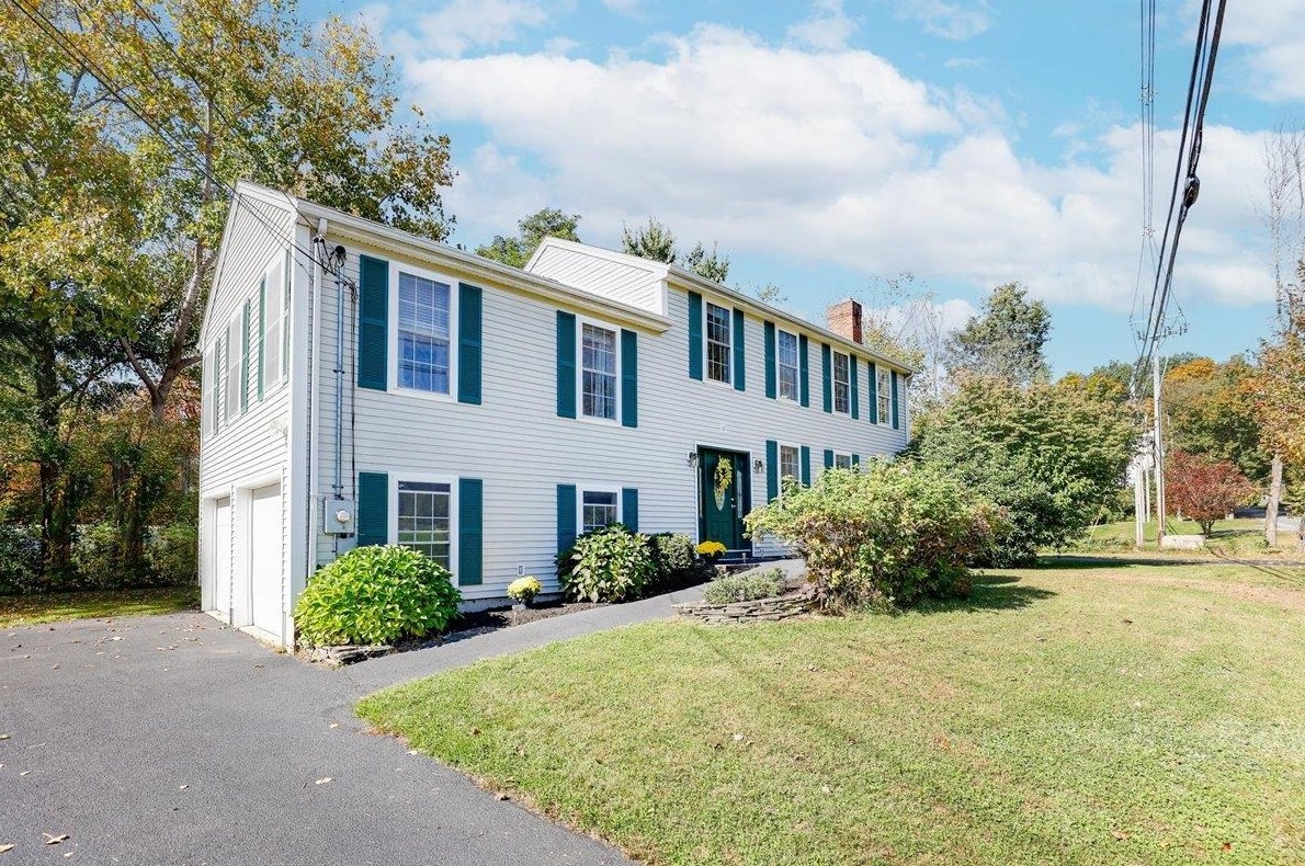 67 Butler St, Salem, NH 03079