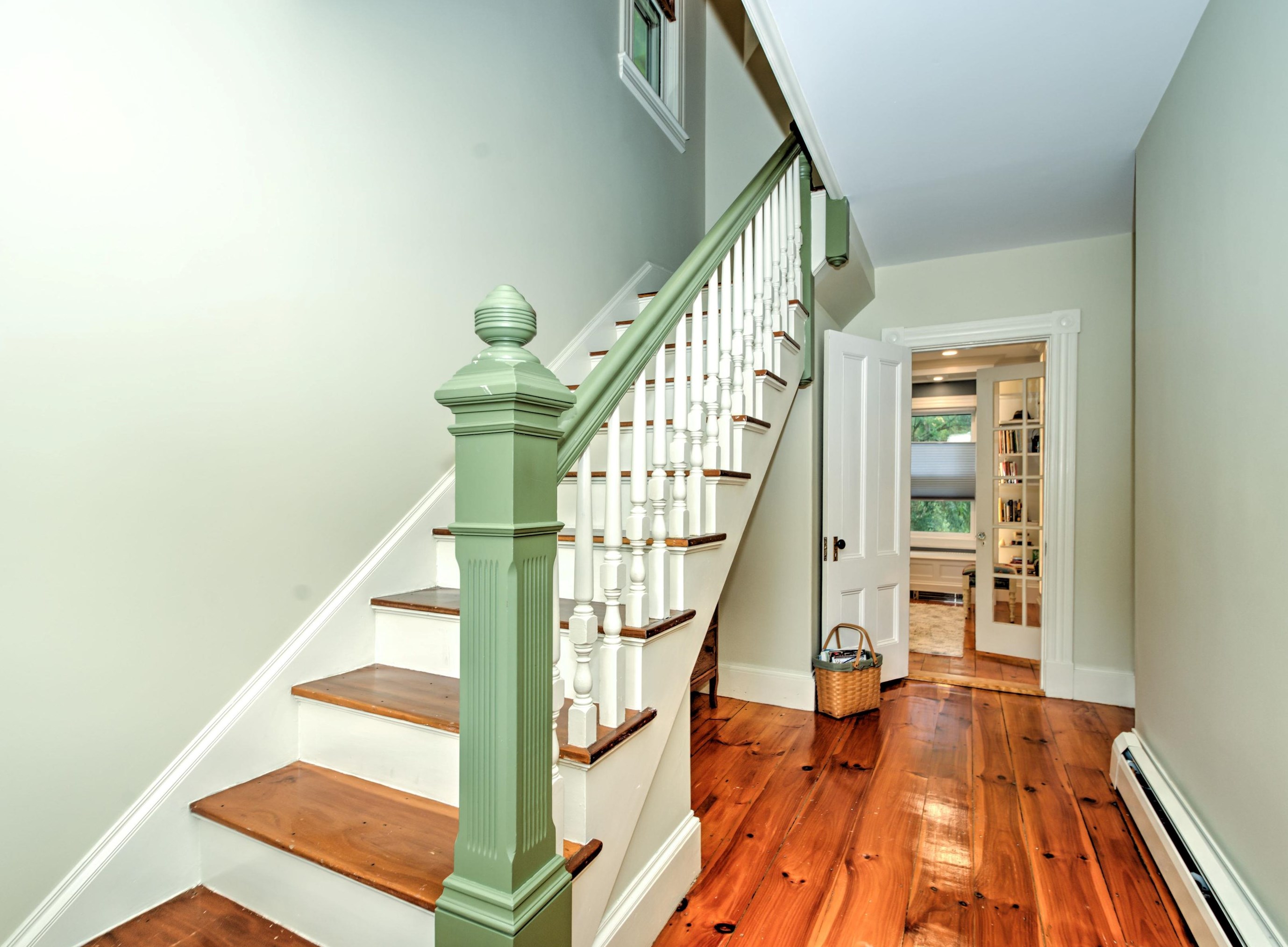 77 Jericho Rd, Pelham, NH 03076