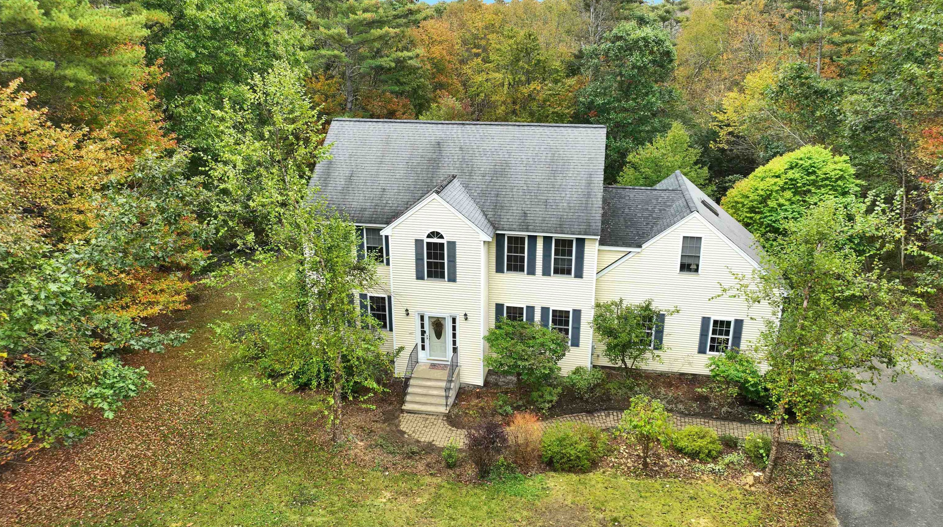 21 Pigeon Hill Rd, Brookline, NH 03033