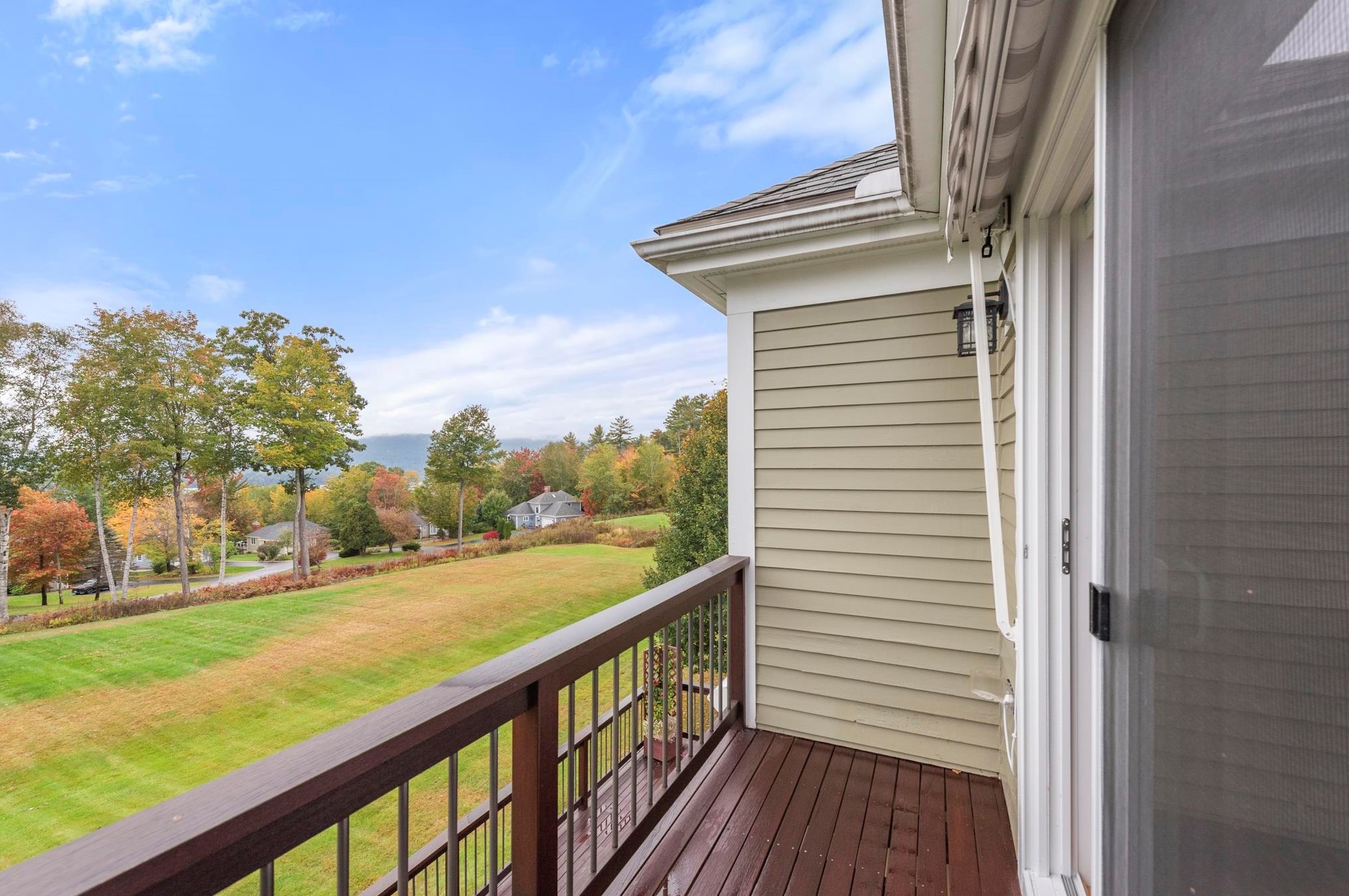 65 Pasquaney Ln, Bridgewater NH  03222-5222 exterior