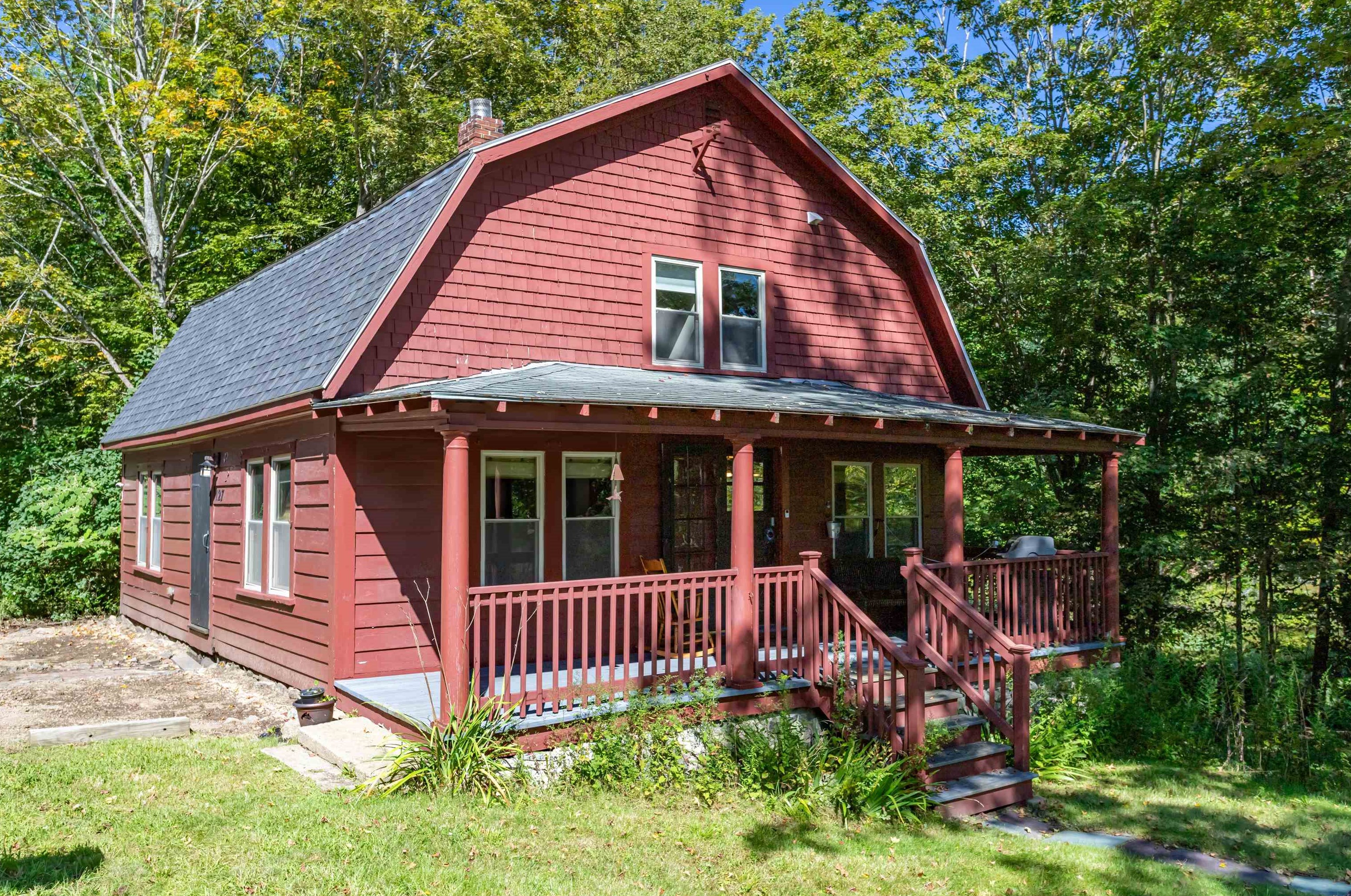 127 Newmarket Rd, Lee, NH 03824