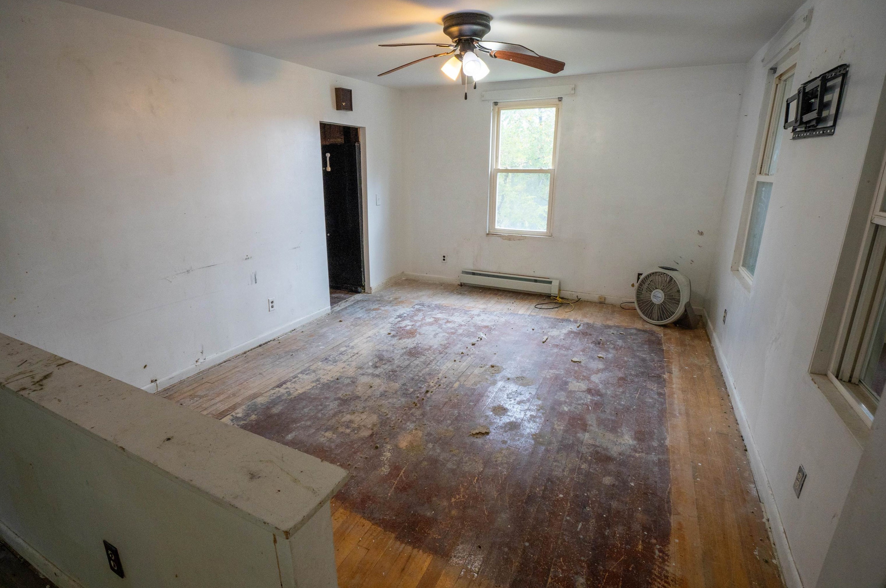 56 Iceland St, Berlin NH  03570-3043 exterior