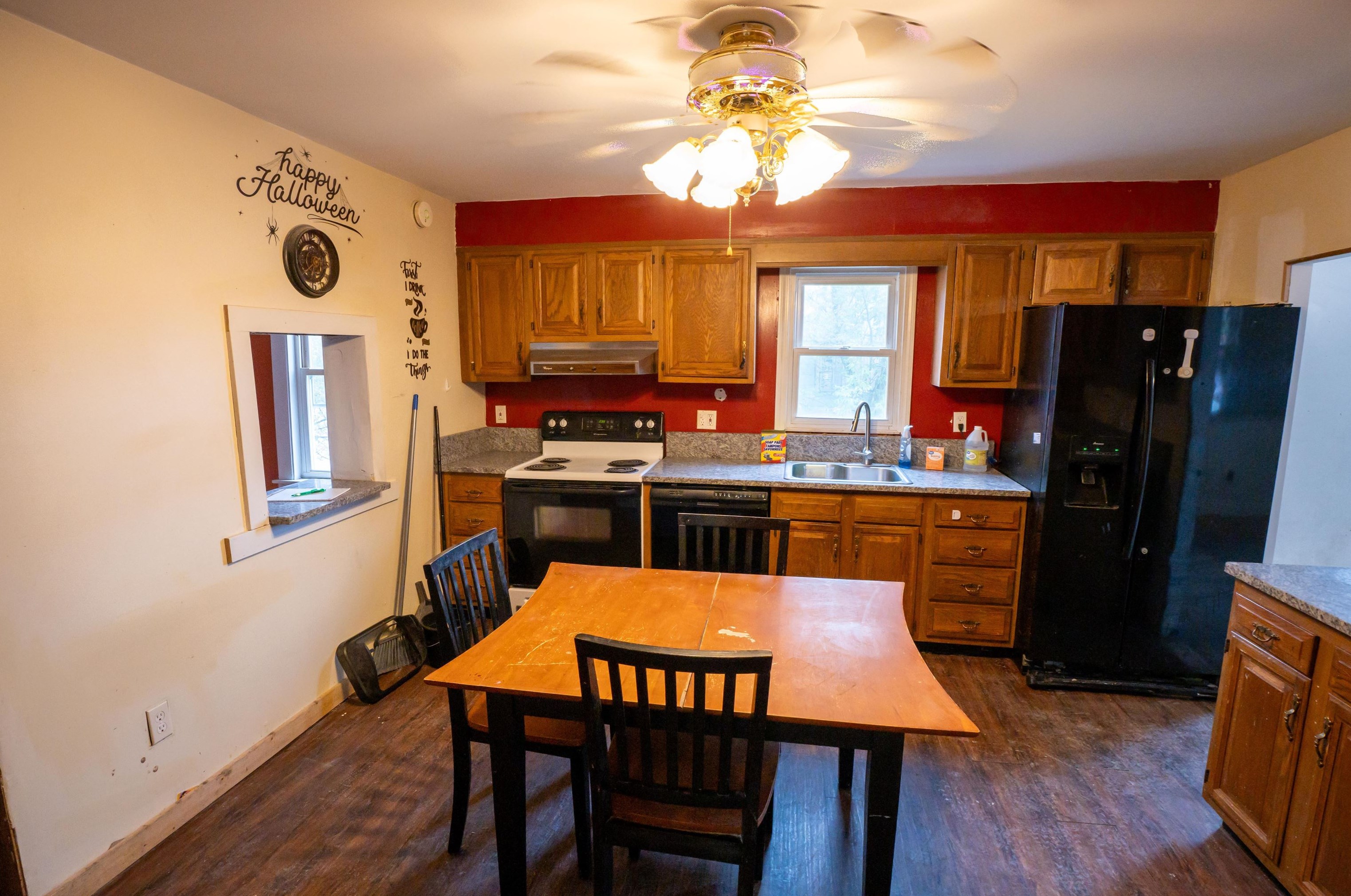 56 Iceland St, Berlin, NH 03570