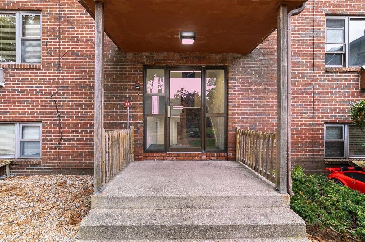 1 Brook Rd #9, Salem, NH 03079