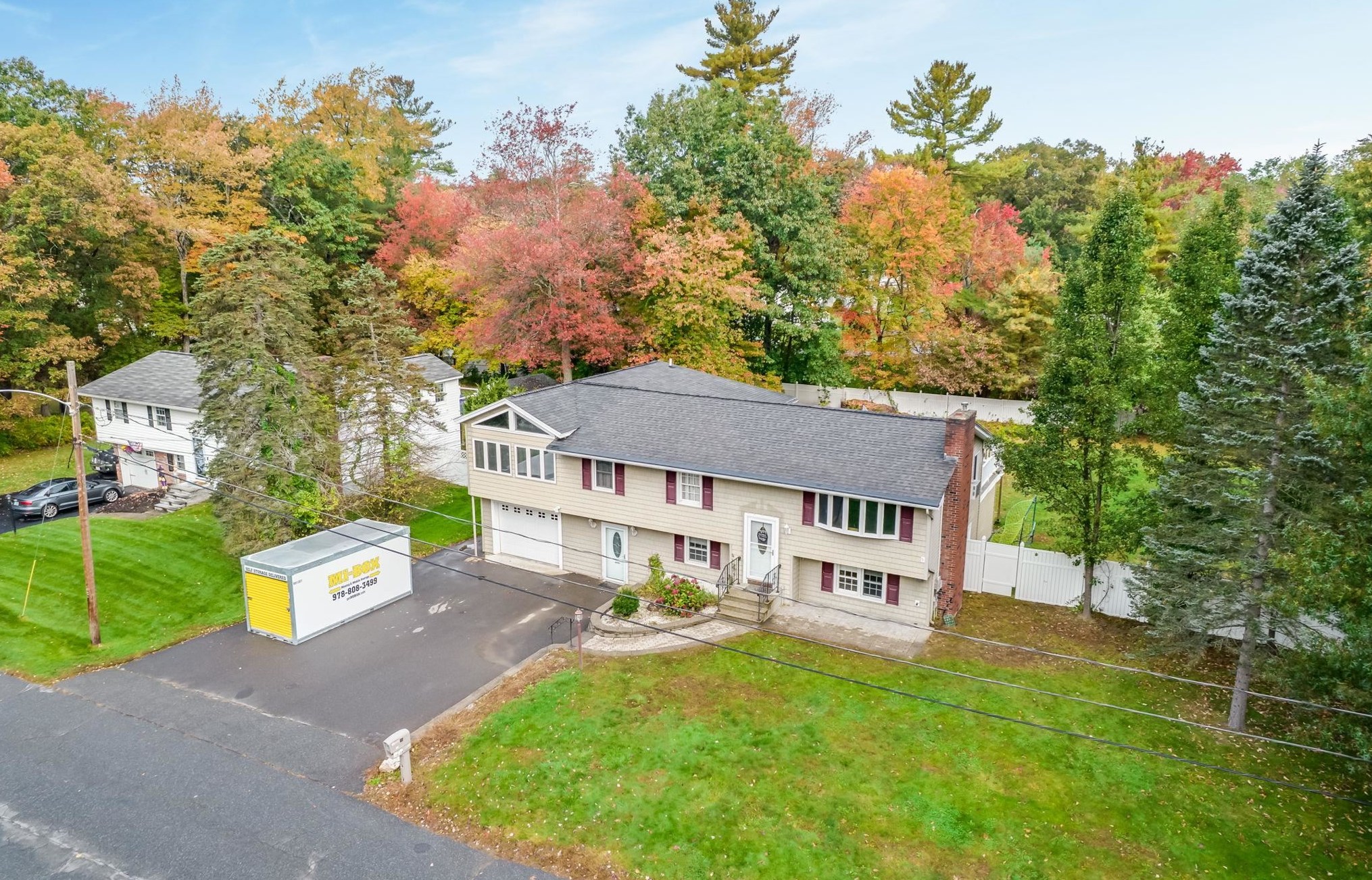 36 Colonial Dr, Salem, NH 03079