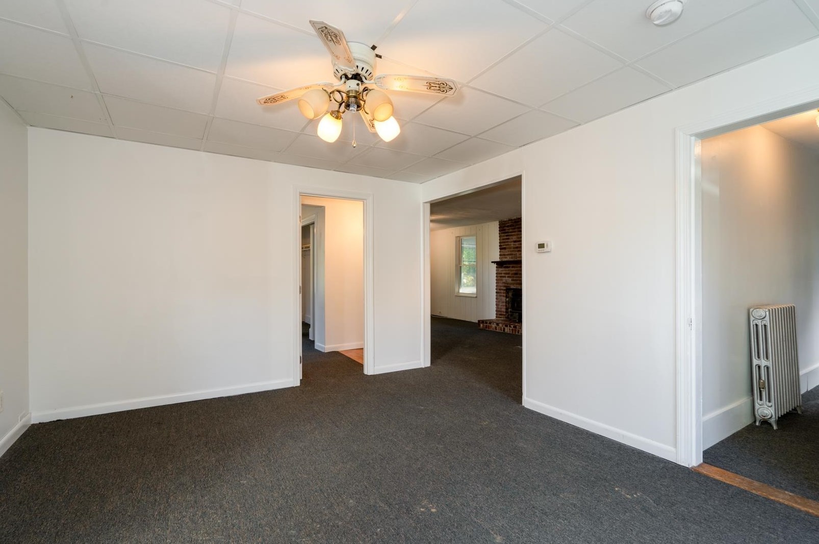 6 Leonard Ave, Manchester NH  03106-1053 exterior