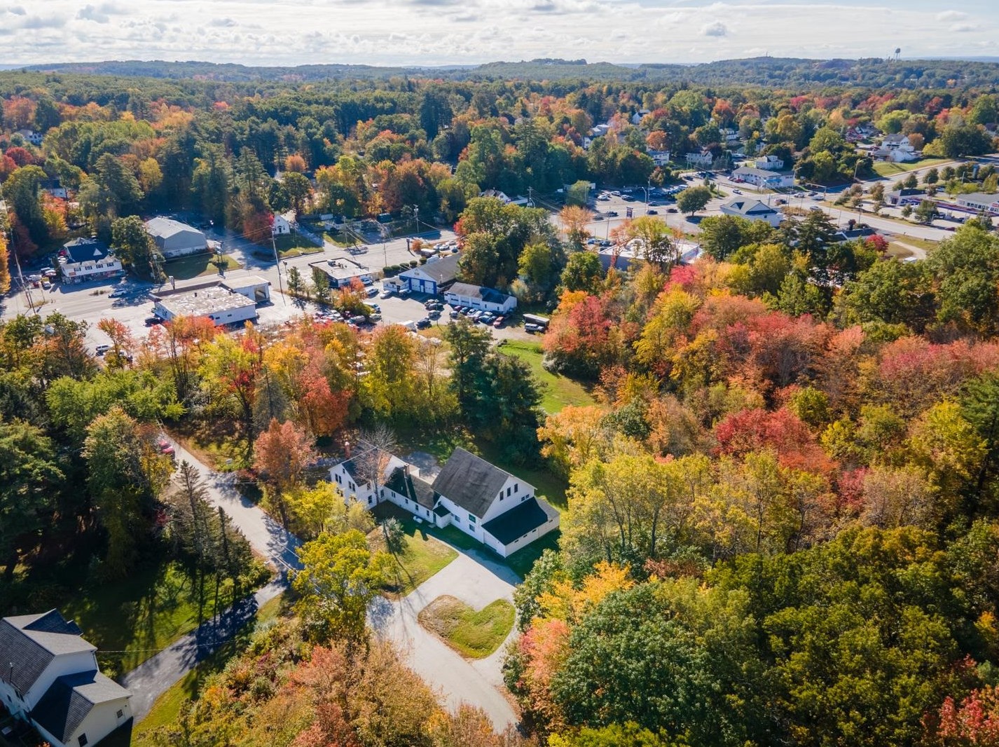 6 Leonard Ave, Manchester NH  03106-1053 exterior