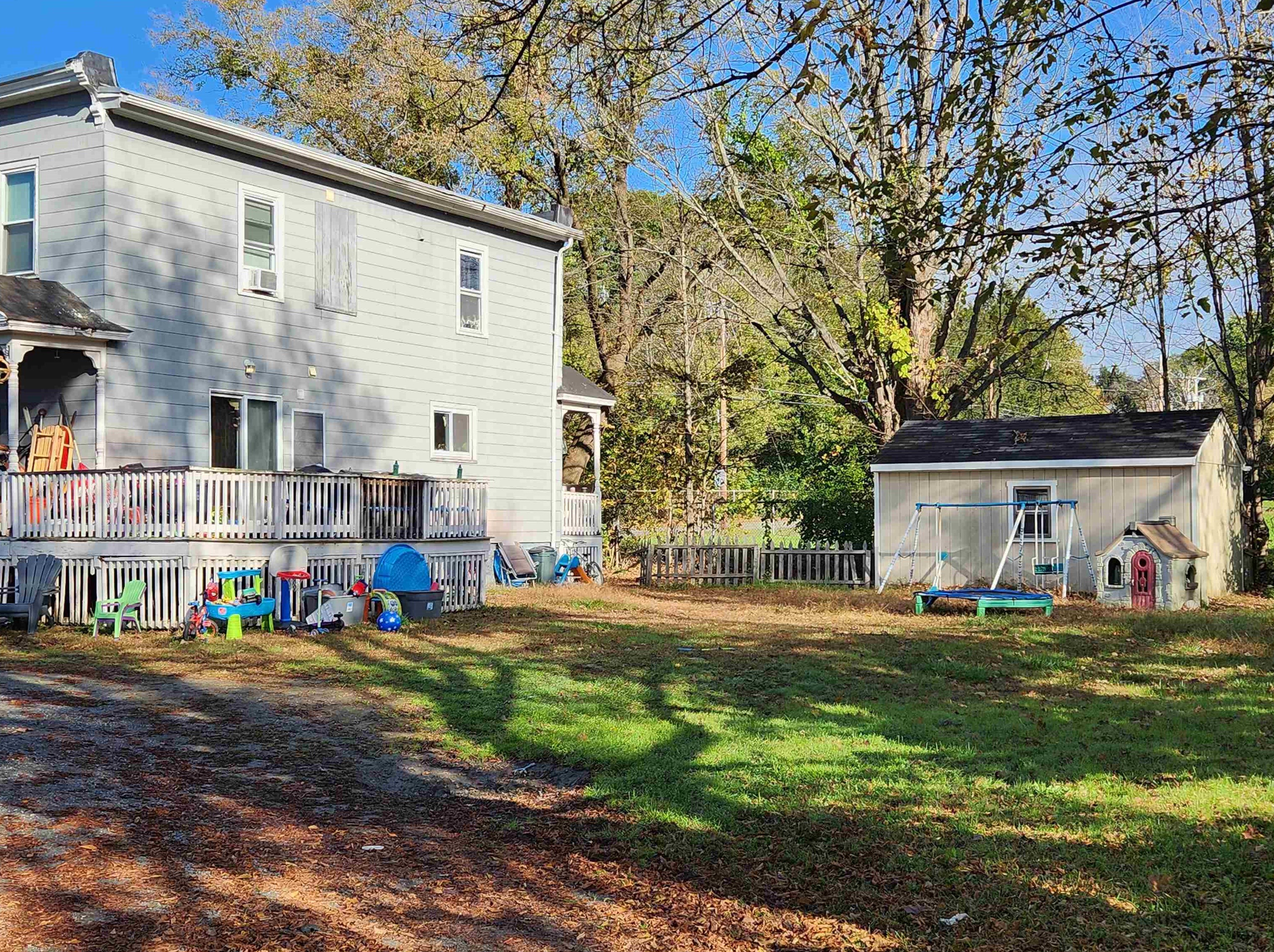 99 Elm St, Unity, NH 03743