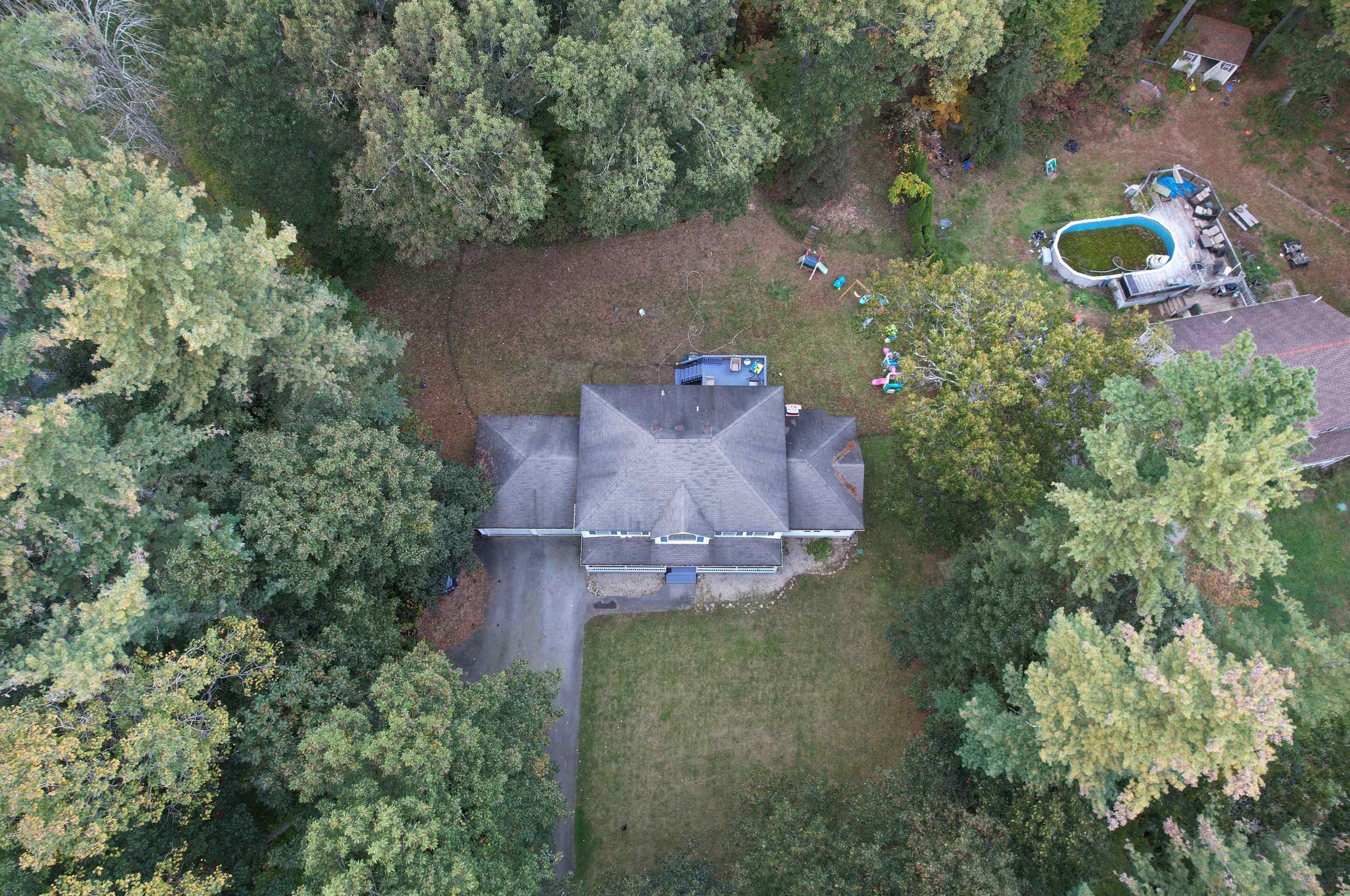 56 Lawrence Rd, Hudson NH  03051-3137 exterior