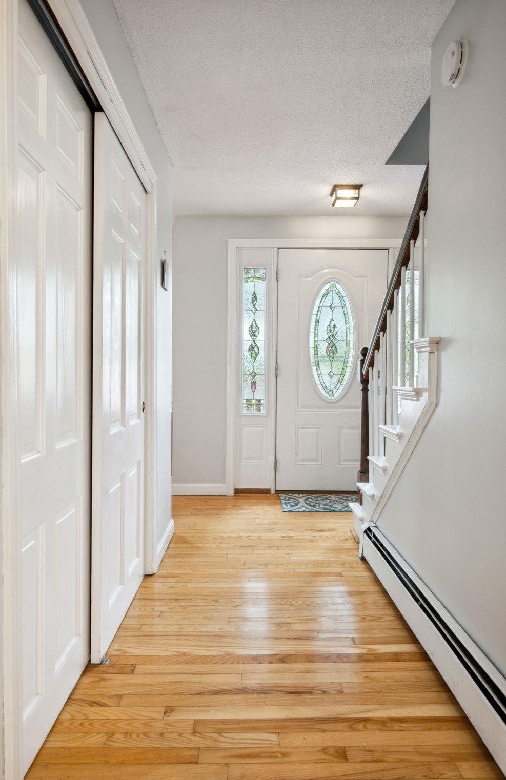 28 Pinnacle St, Manchester NH  03106-1535 exterior