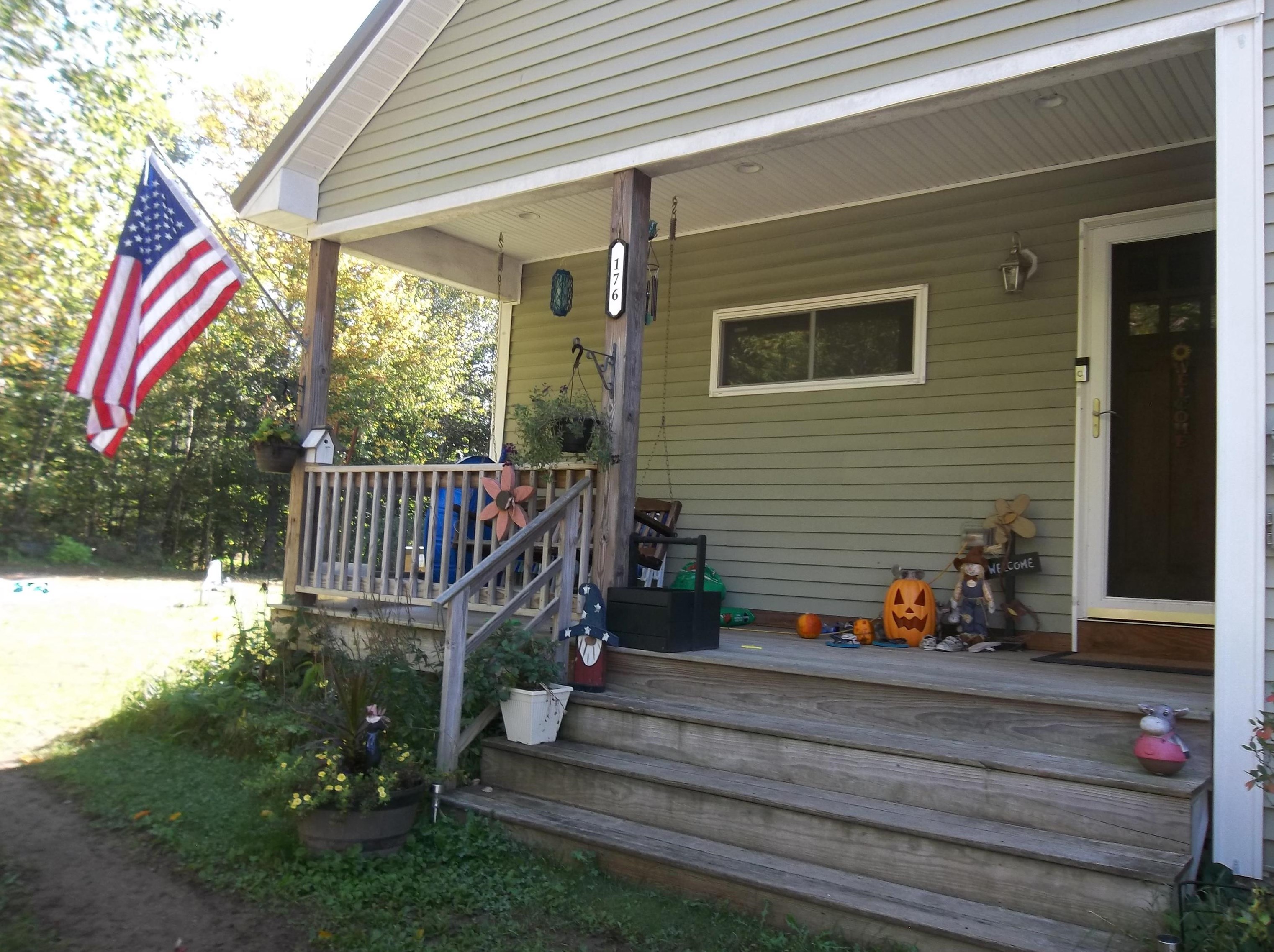 176 Ridge Rd, Wakefield, NH 03887