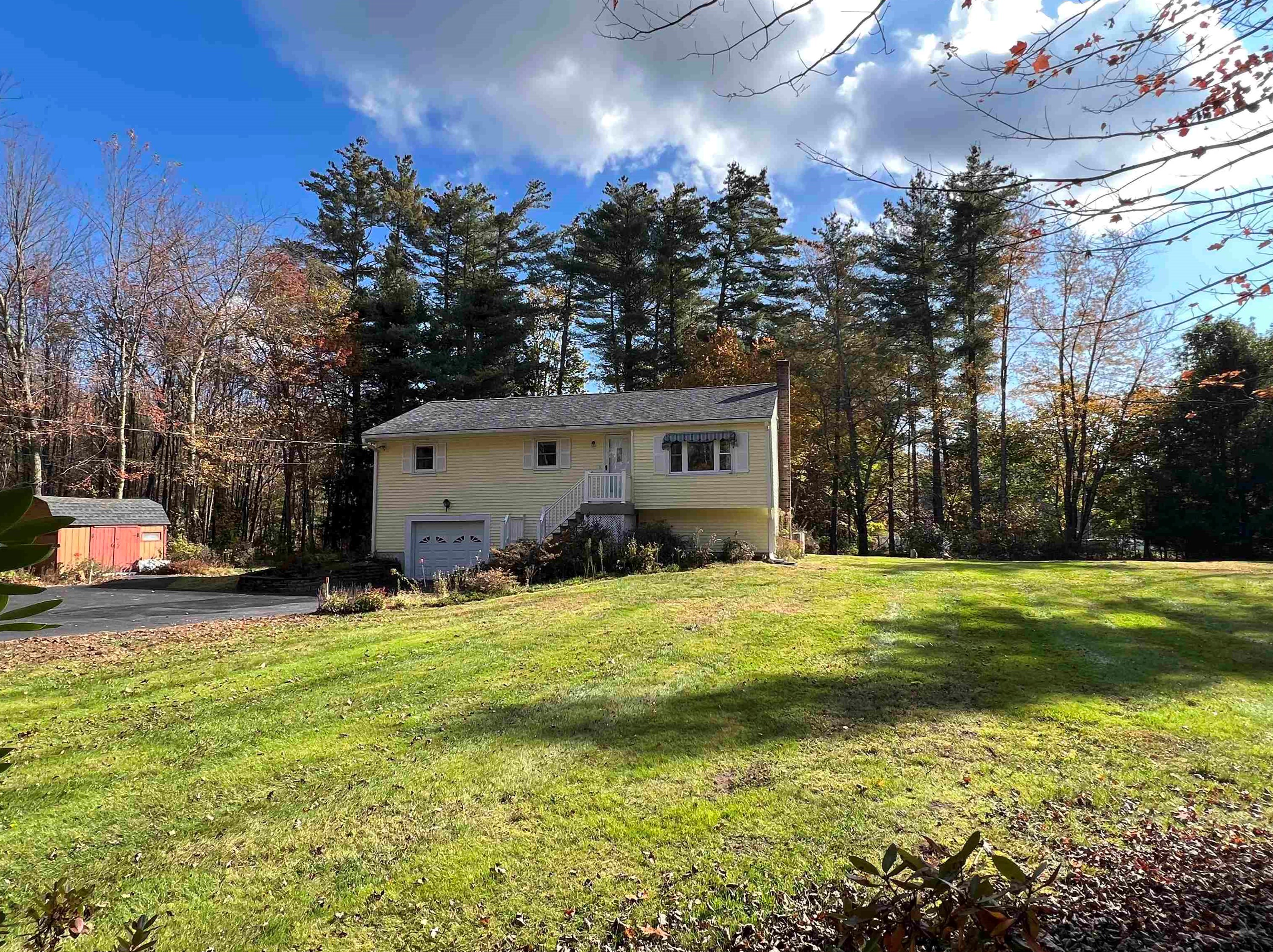 28 French Cross Rd, Dover, NH 03820