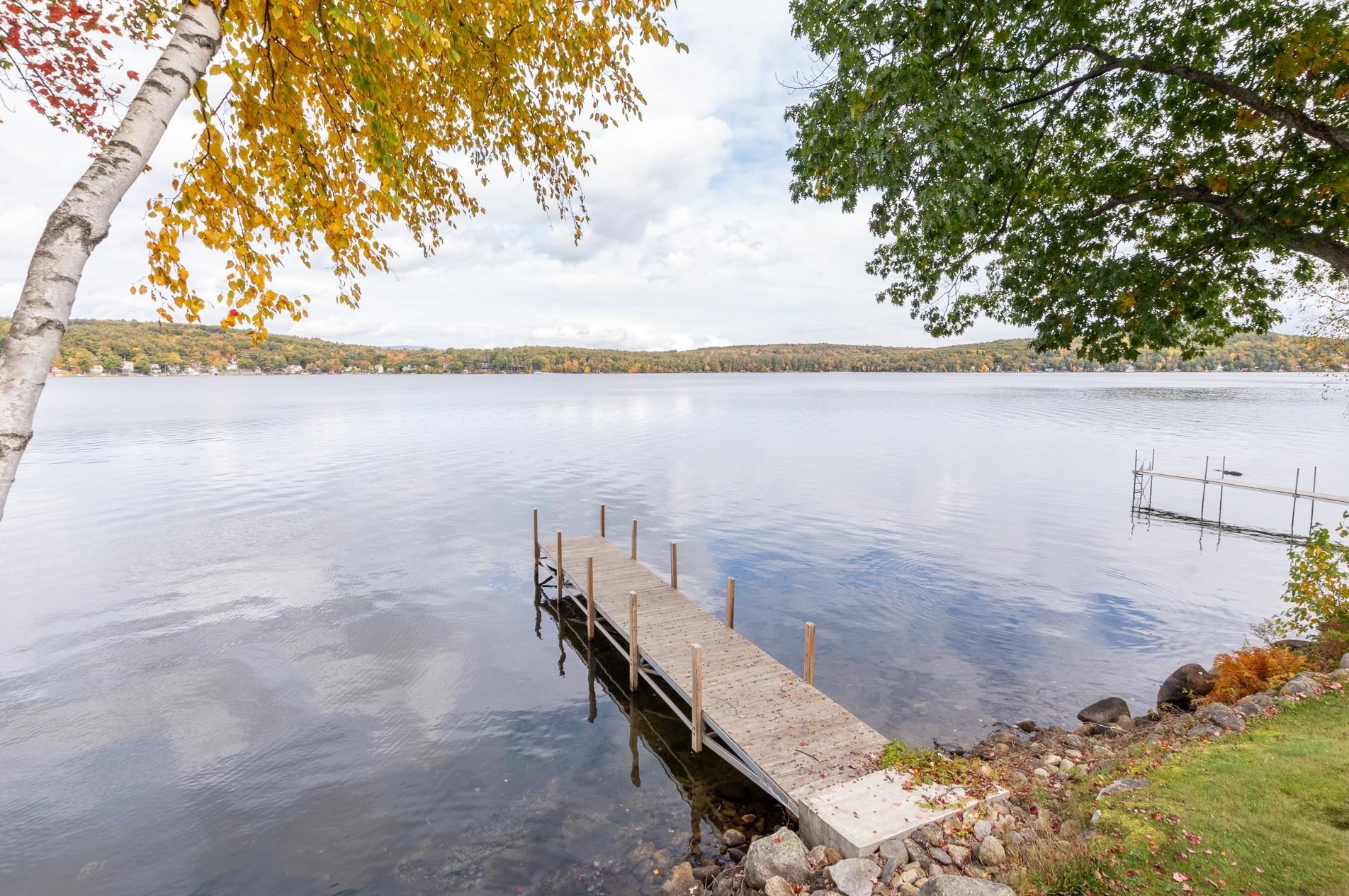 22 Bayshore Dr, Meredith, NH 03253
