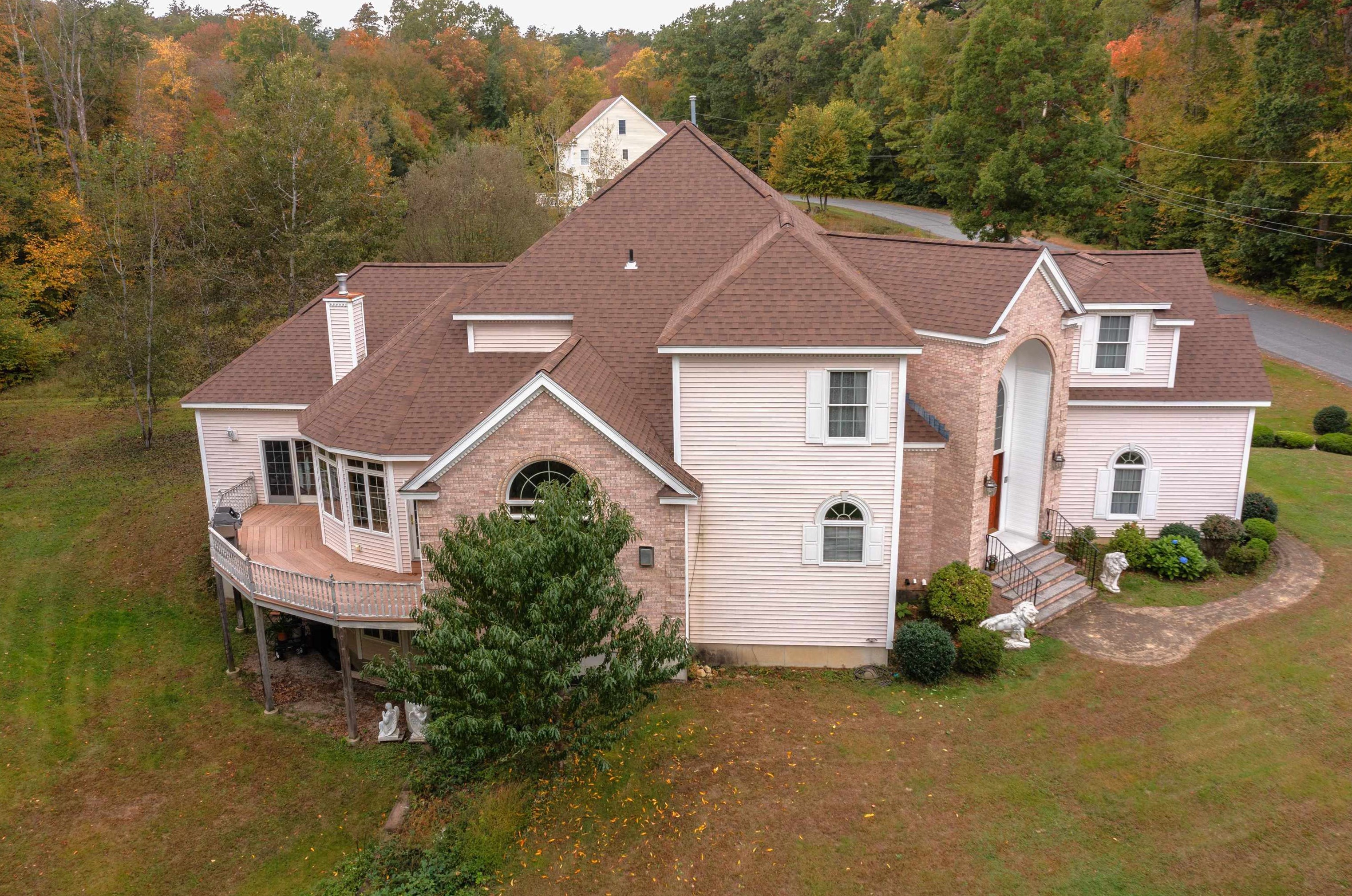 1 Orchid Springs Dr, Atkinson, NH 03811