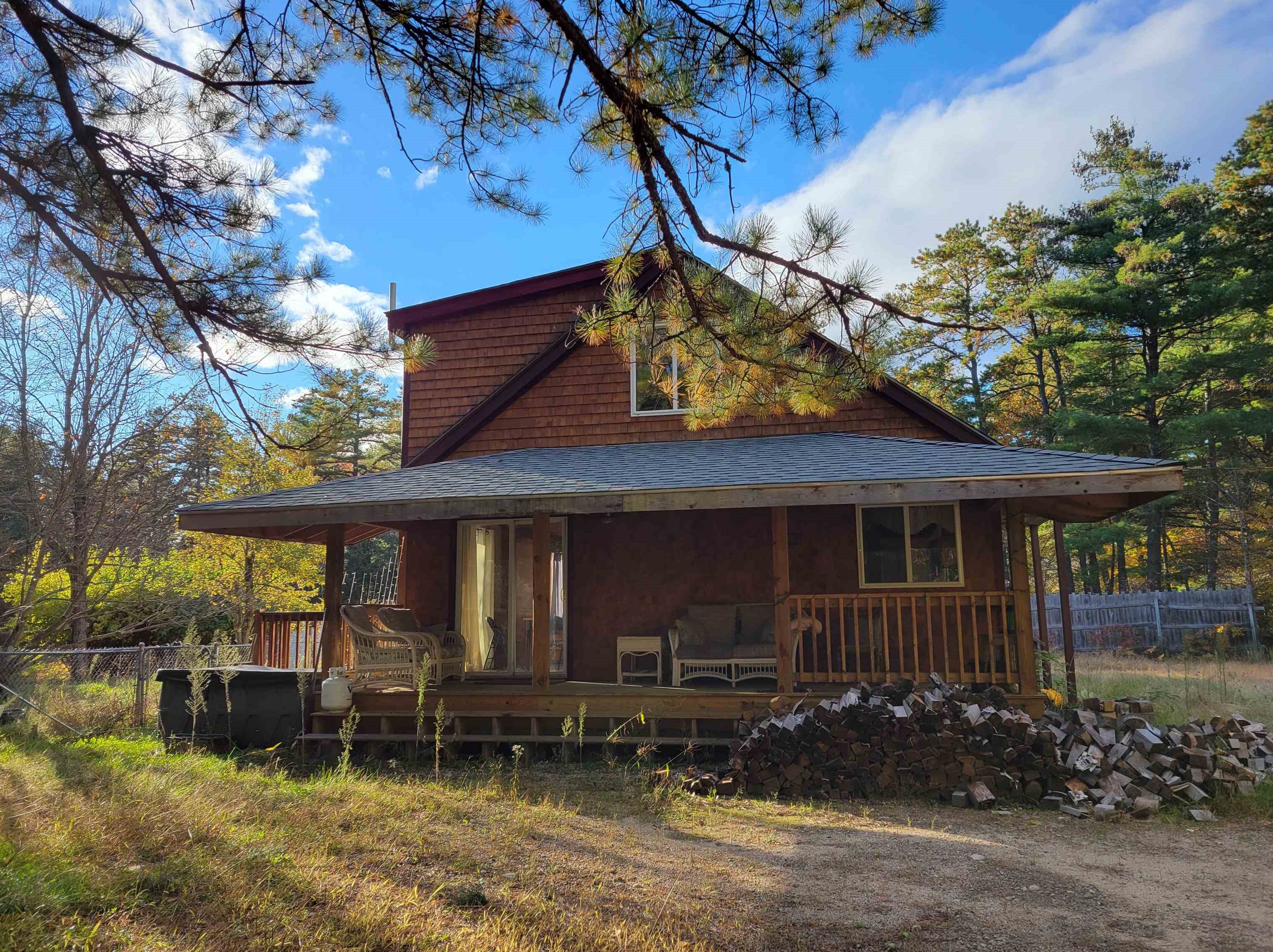 216 W Shore Dr, Madison, NH 03849