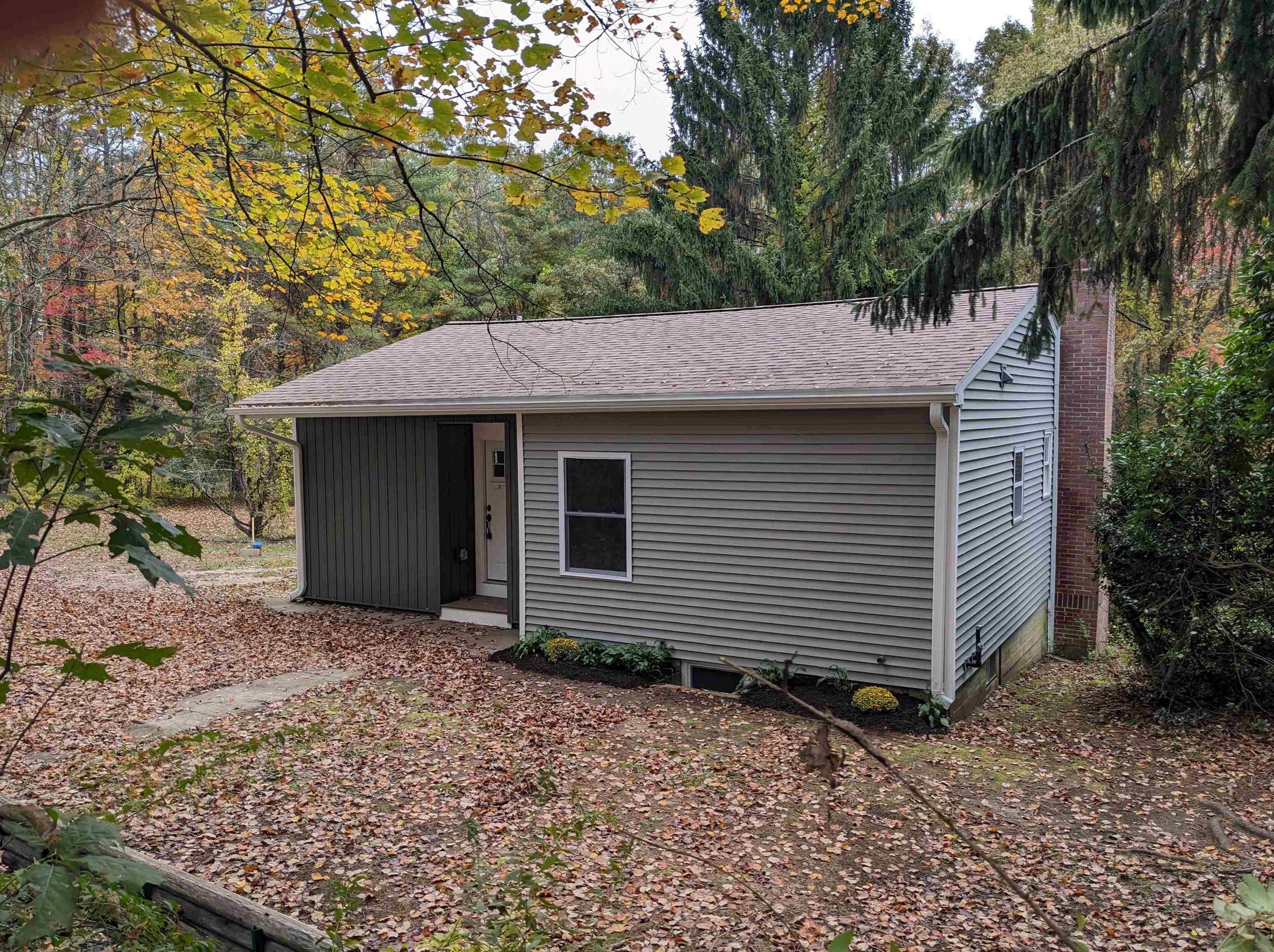 9 River Rd, Concord, NH 03304