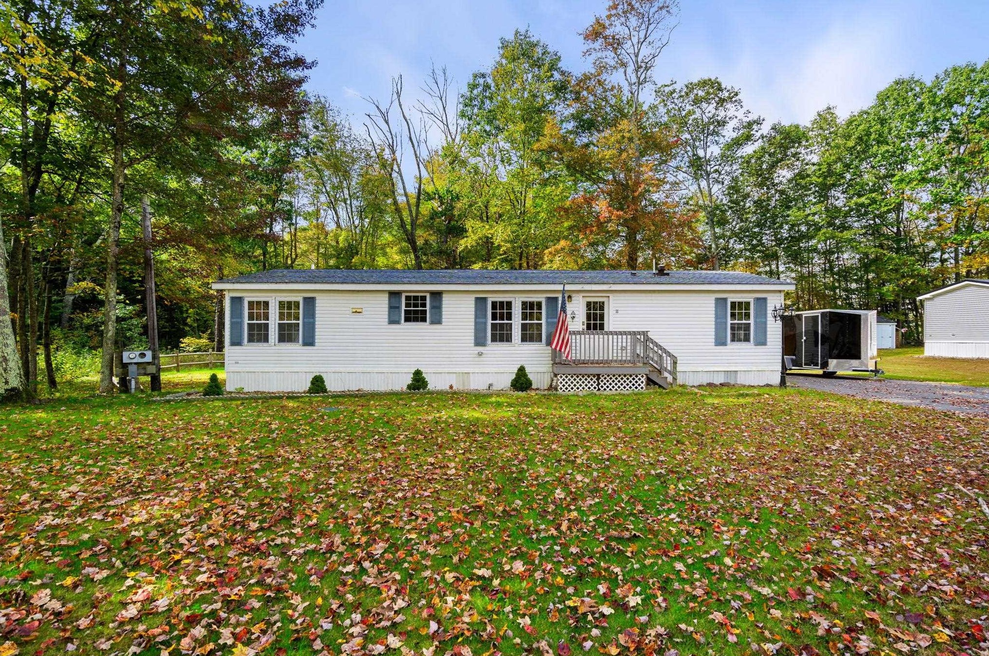 732 Concord Stage Rd #11, Weare, NH 03281
