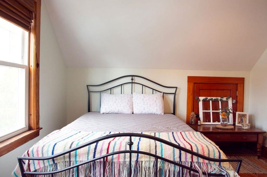 104 Porter St, Manchester NH  03103-2956 exterior