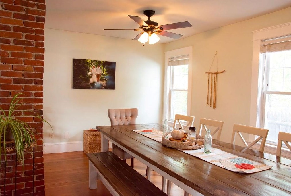 104 Porter St, Manchester NH  03103-2956 exterior