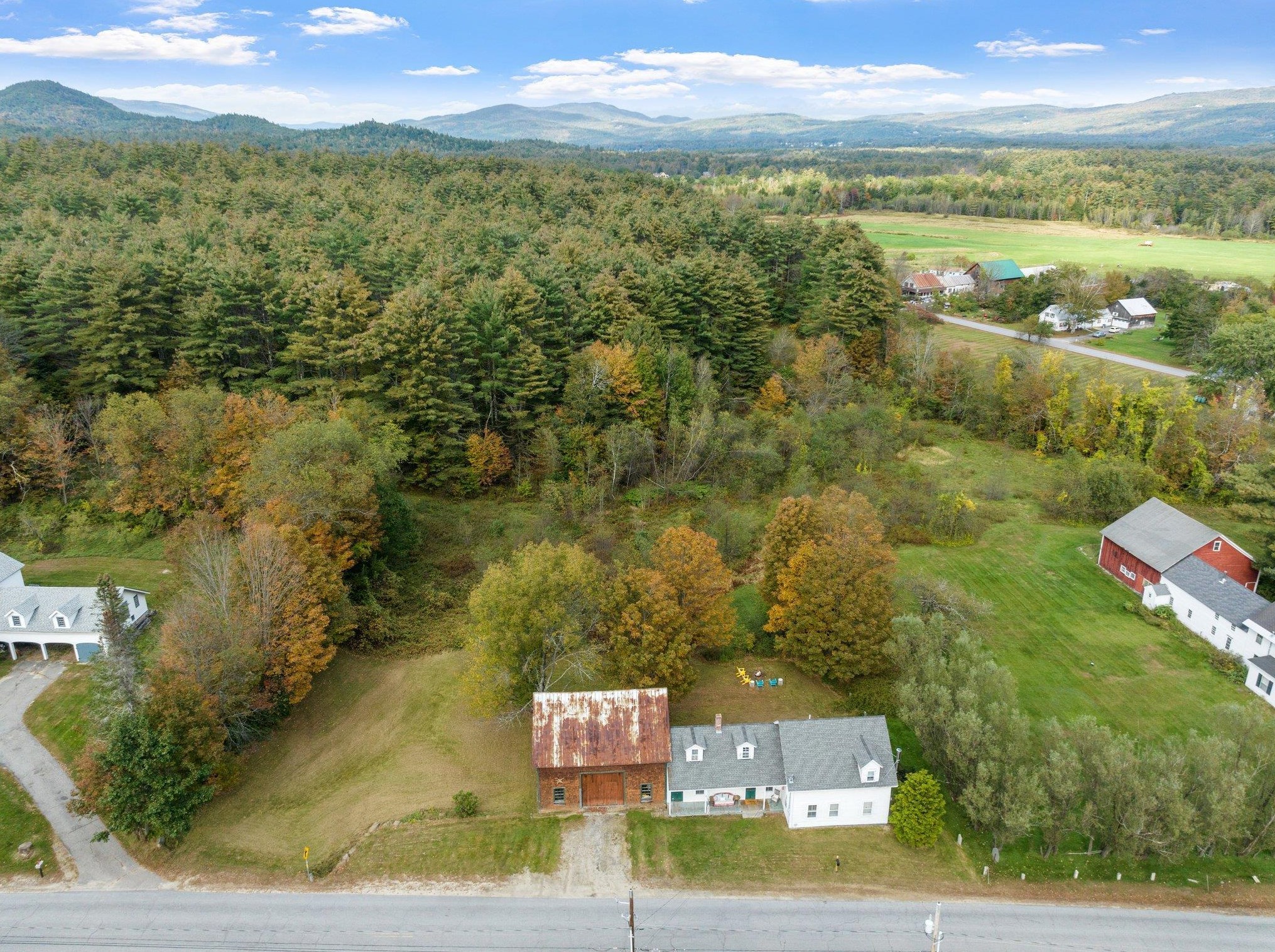 56 Washburn Rd, Bridgewater NH  03222-6615 exterior