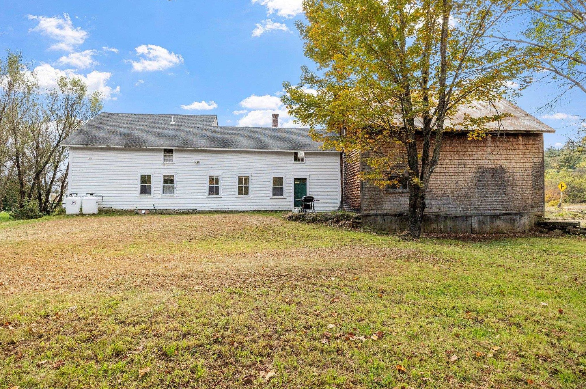 56 Washburn Rd, Bridgewater NH  03222-6615 exterior