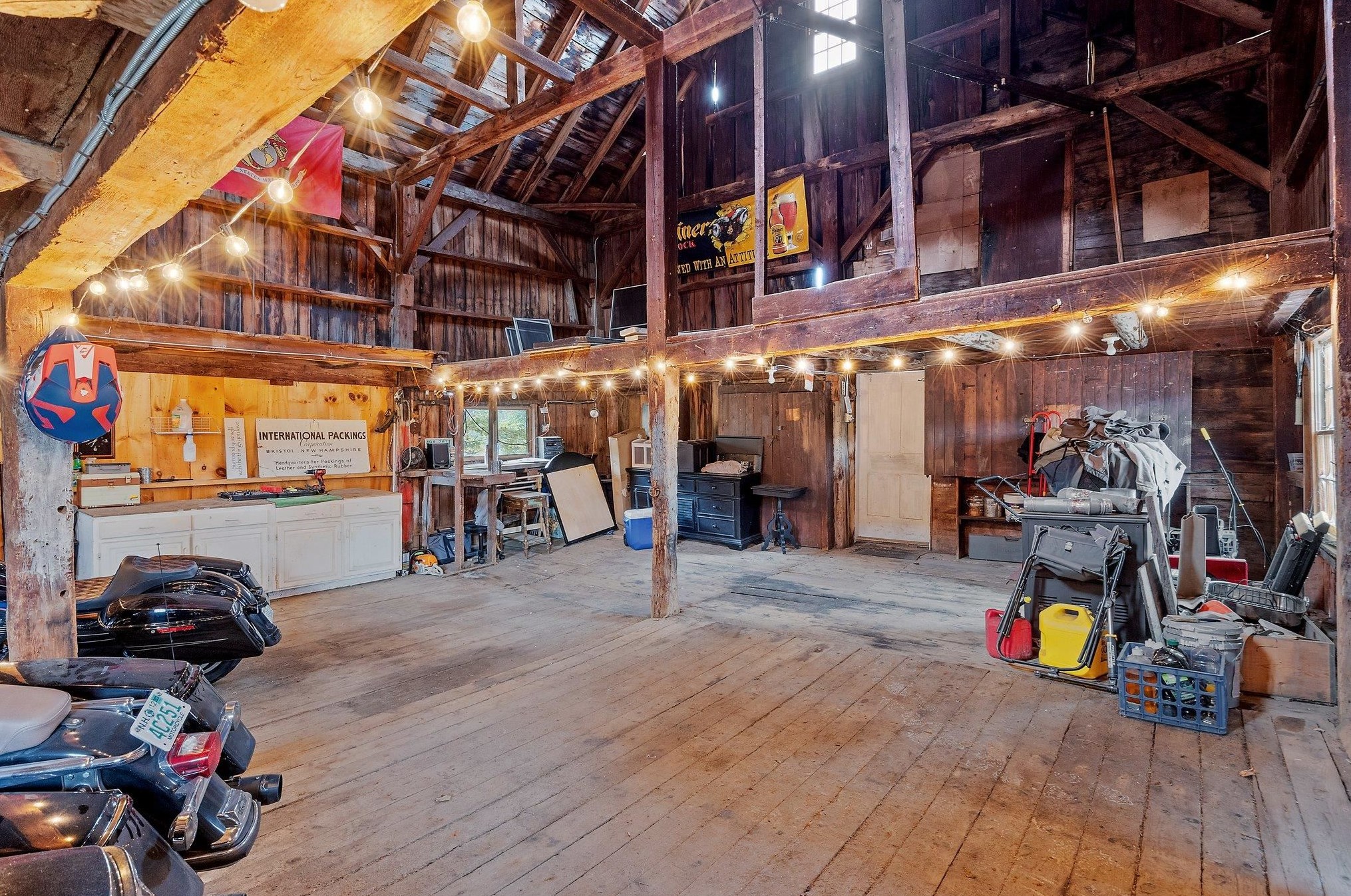 56 Washburn Rd, Bridgewater NH  03222-6615 exterior