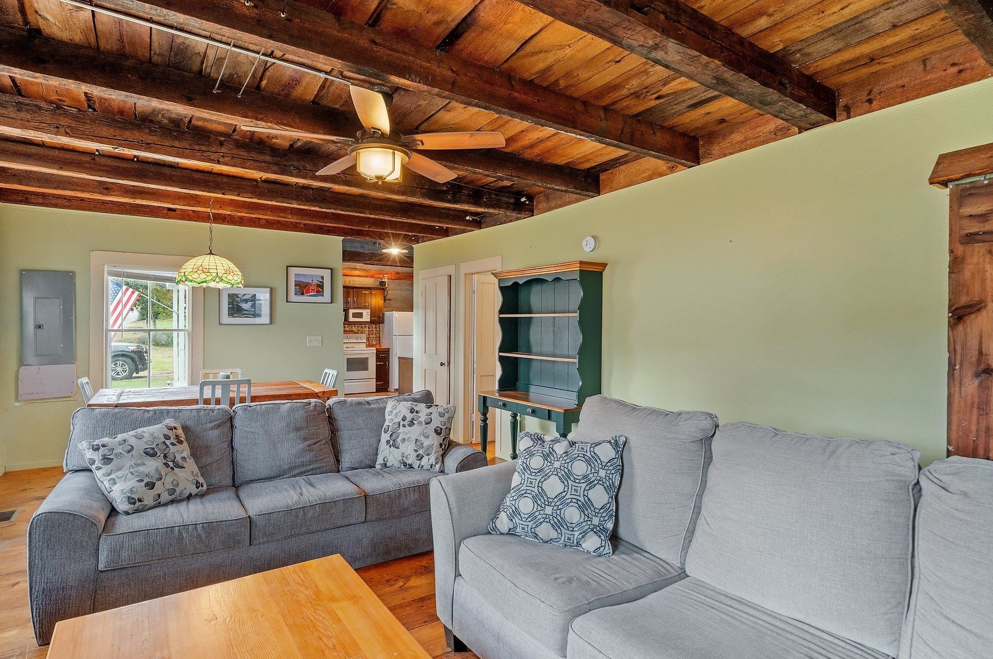 56 Washburn Rd, Bridgewater NH  03222-6615 exterior