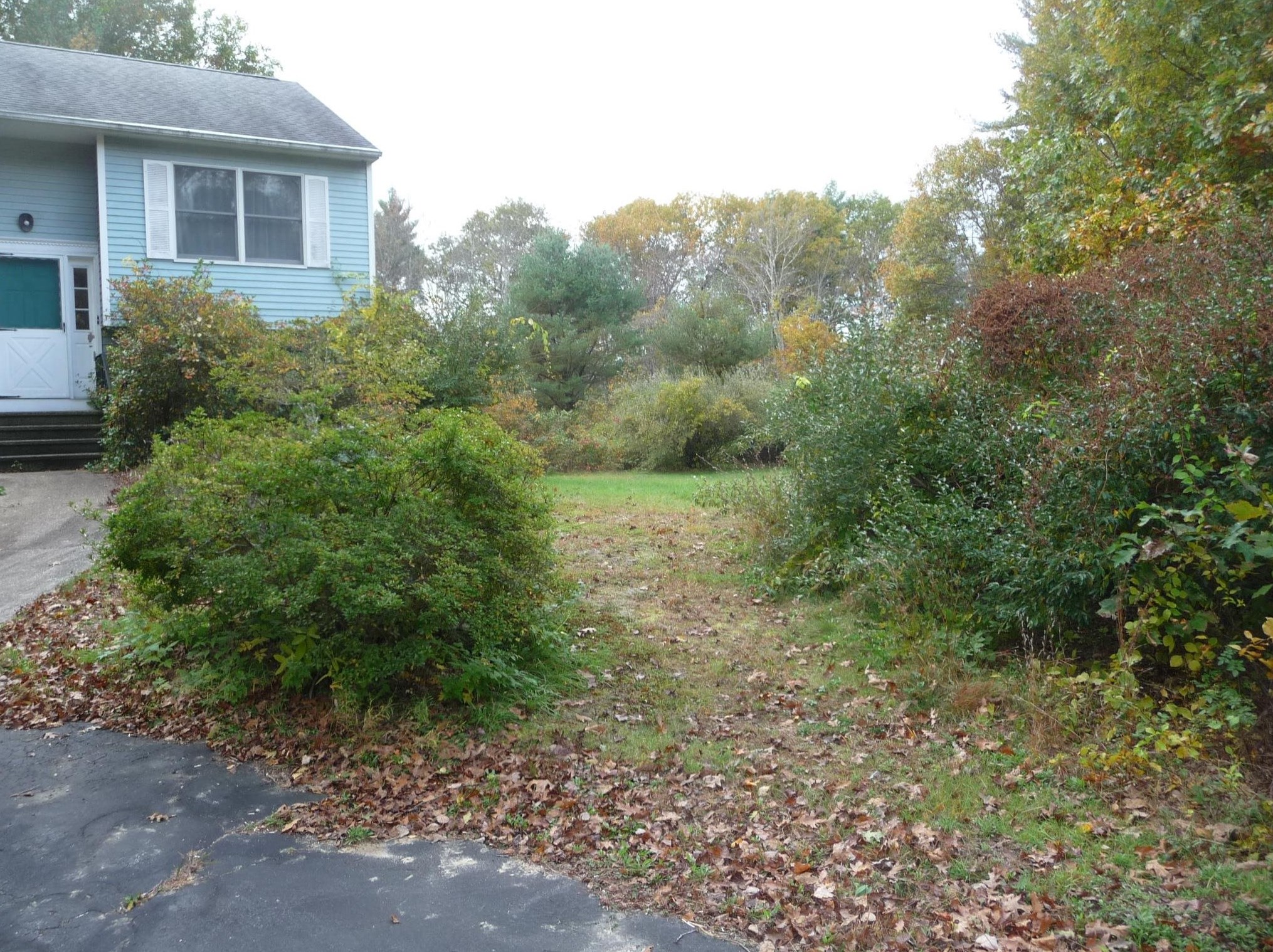 165 Kendall Pond Rd, Windham, NH 03087