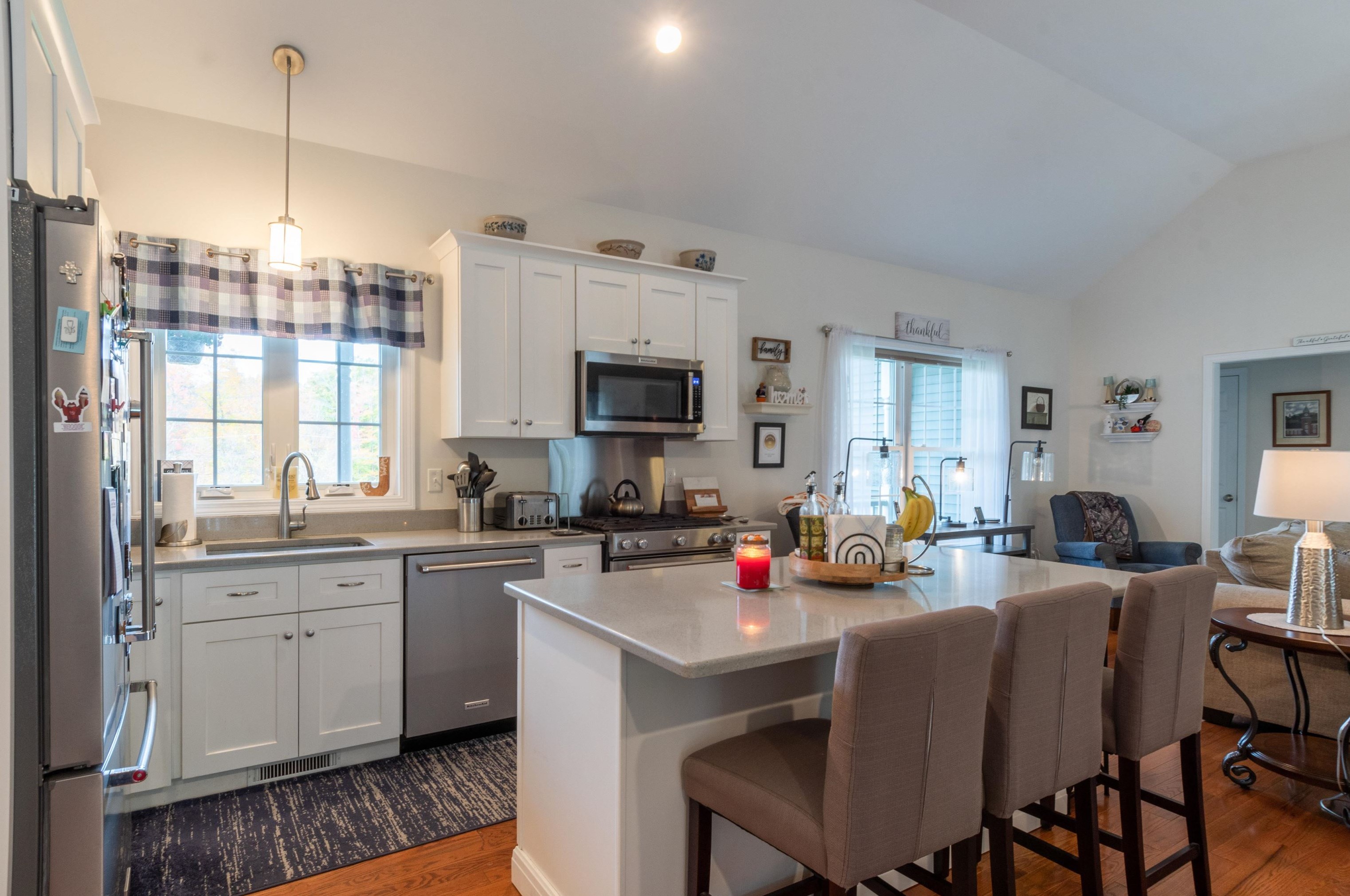 1 Corey Rd, Deerfield, NH 03037