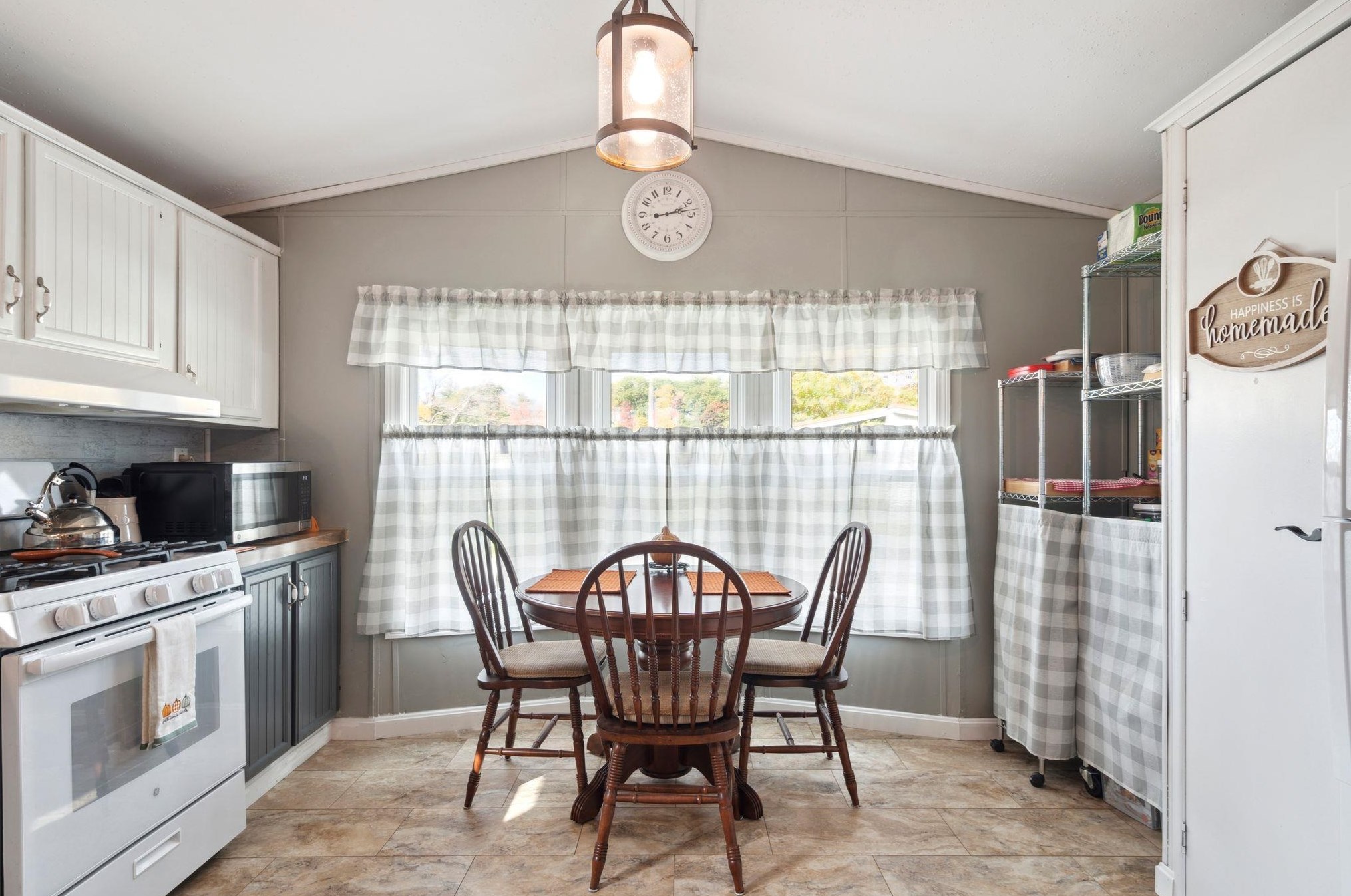290 Calef Hwy #c14, Epping, NH 03042