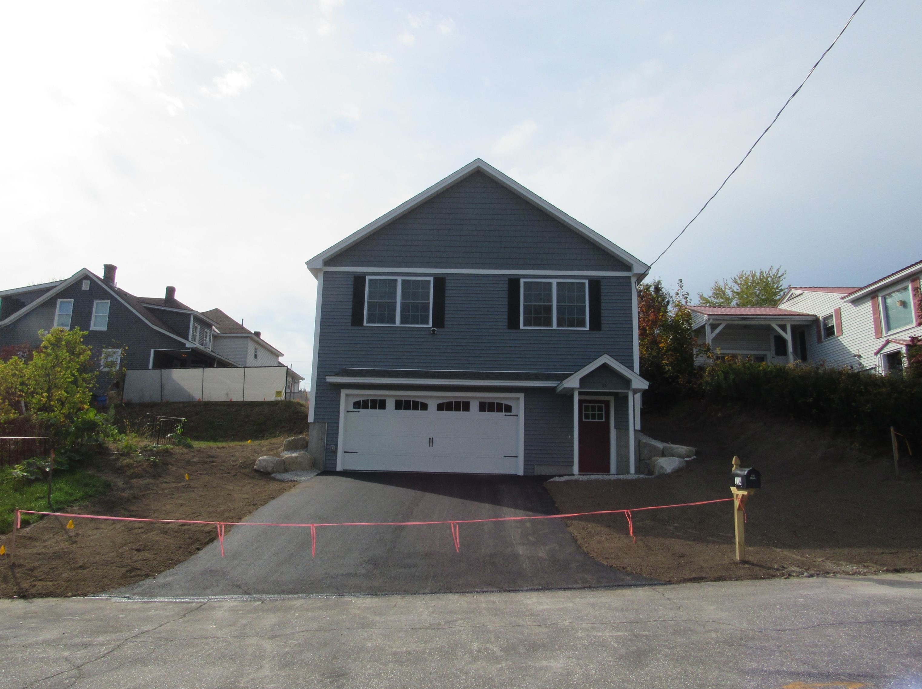 114 Biron St, Manchester, NH 03102-3312