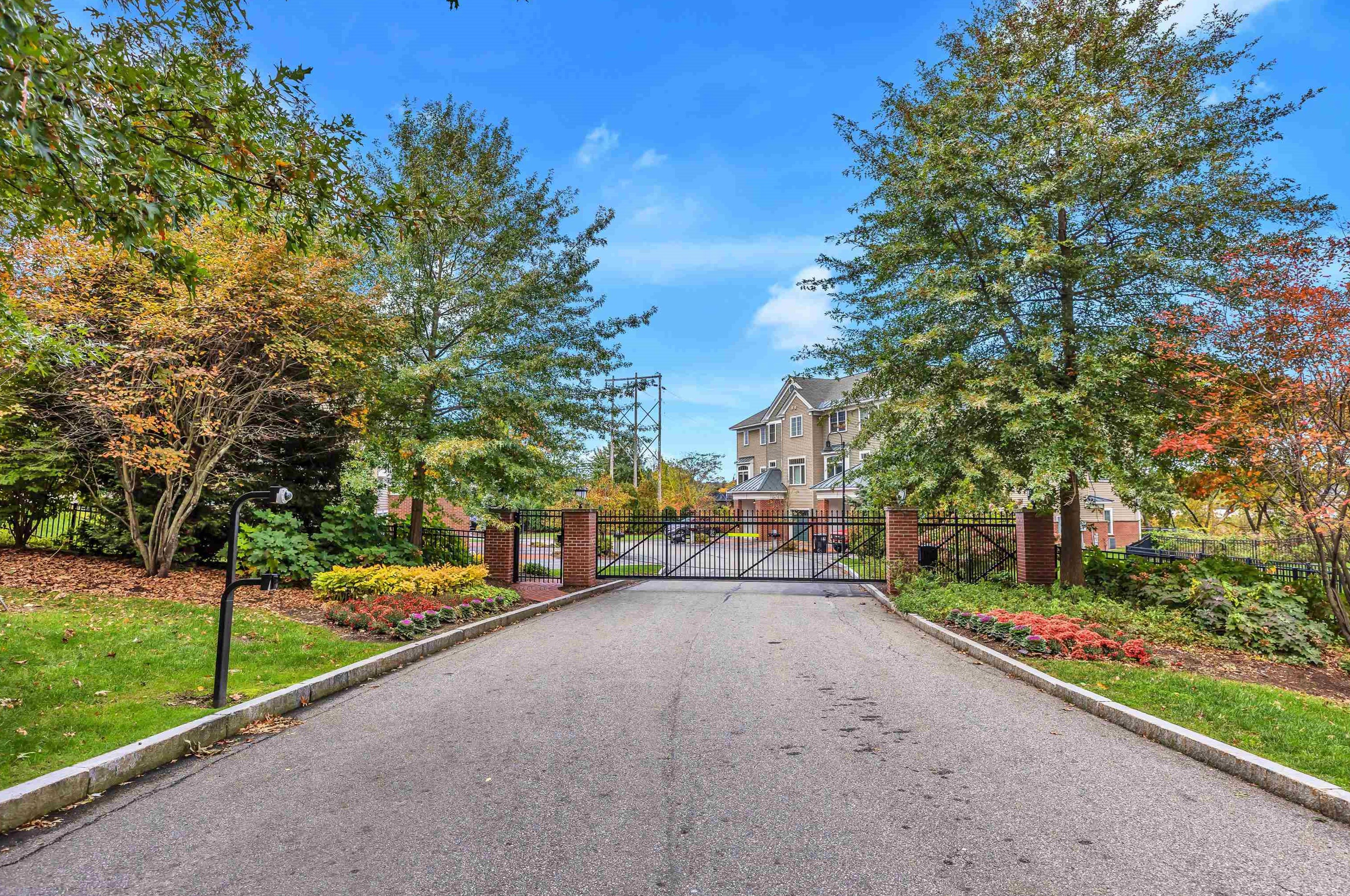 80 Riverwalk, Manchester, NH 03101