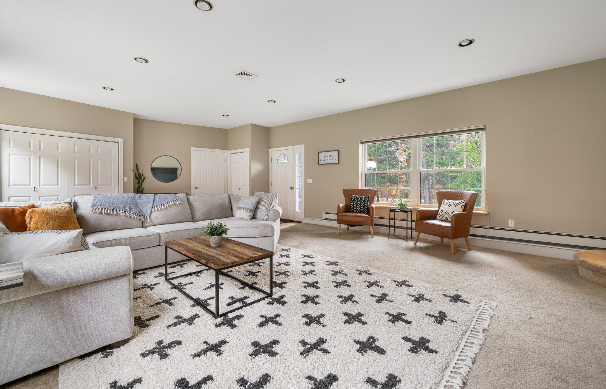 281 Baboosic Lake Rd, Merrimack NH  03054-2213 exterior