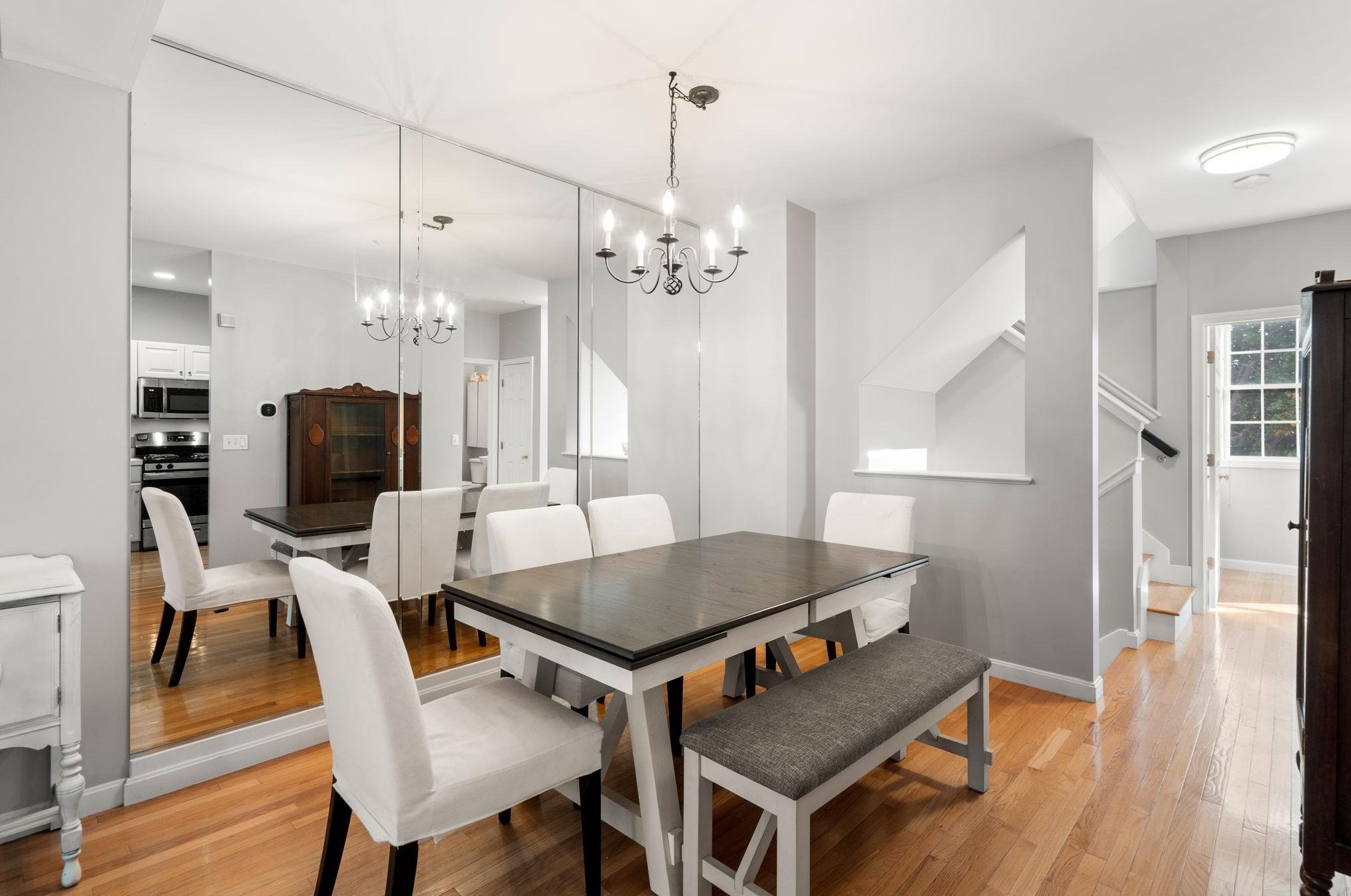 12 Edward Cir, Manchester NH  03110-6867 exterior