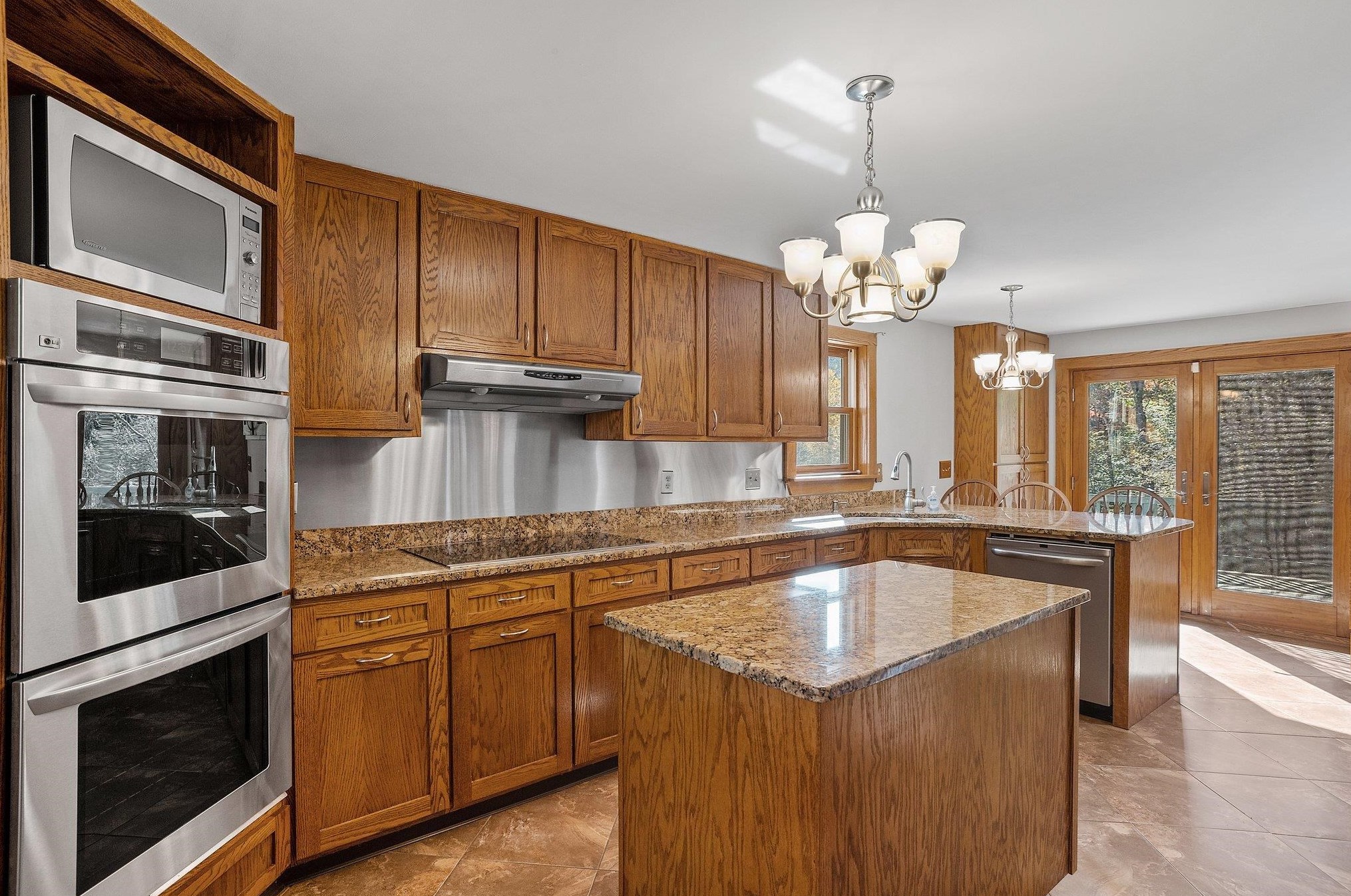 17 Brown Rd, Deerfield, NH 03037